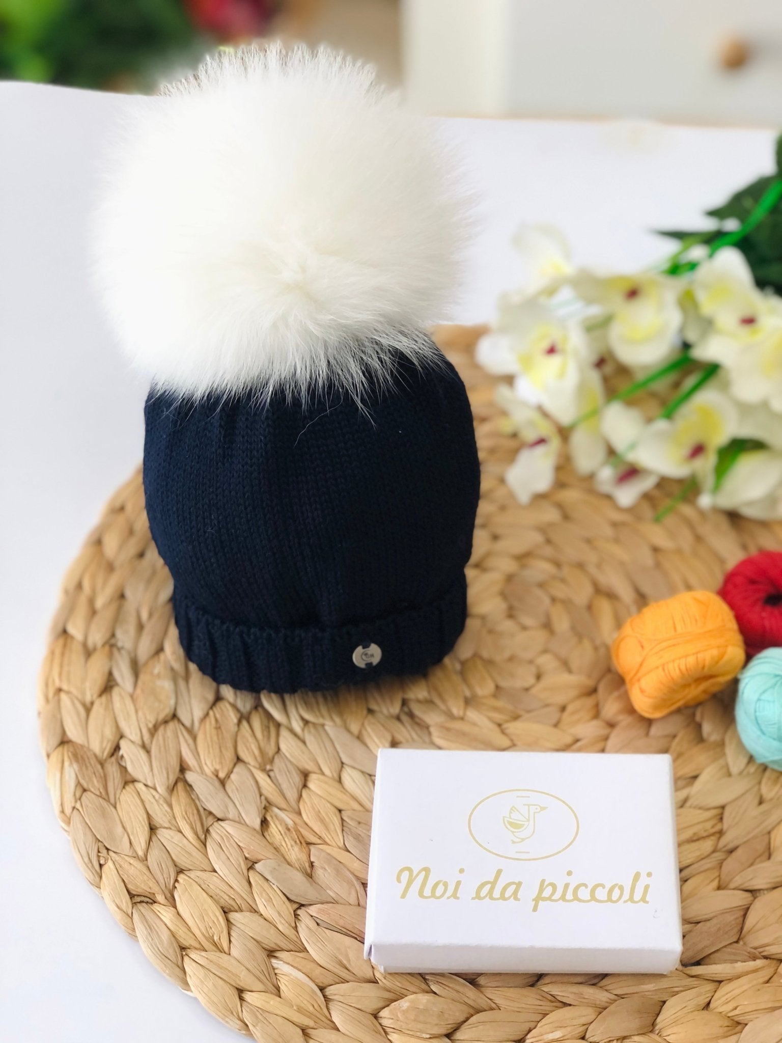 CAPPELLINO LANA E VOLPE BLU NOTTE PON POM BIANCO - Noi da piccoli