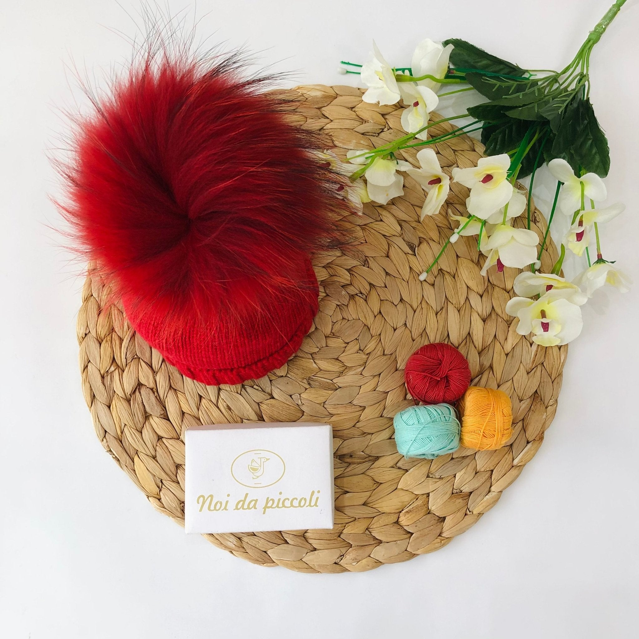 CAPPELLINO LANA ROSSO E CASHEMIRE PON POM ROSSO - Noi da piccoli