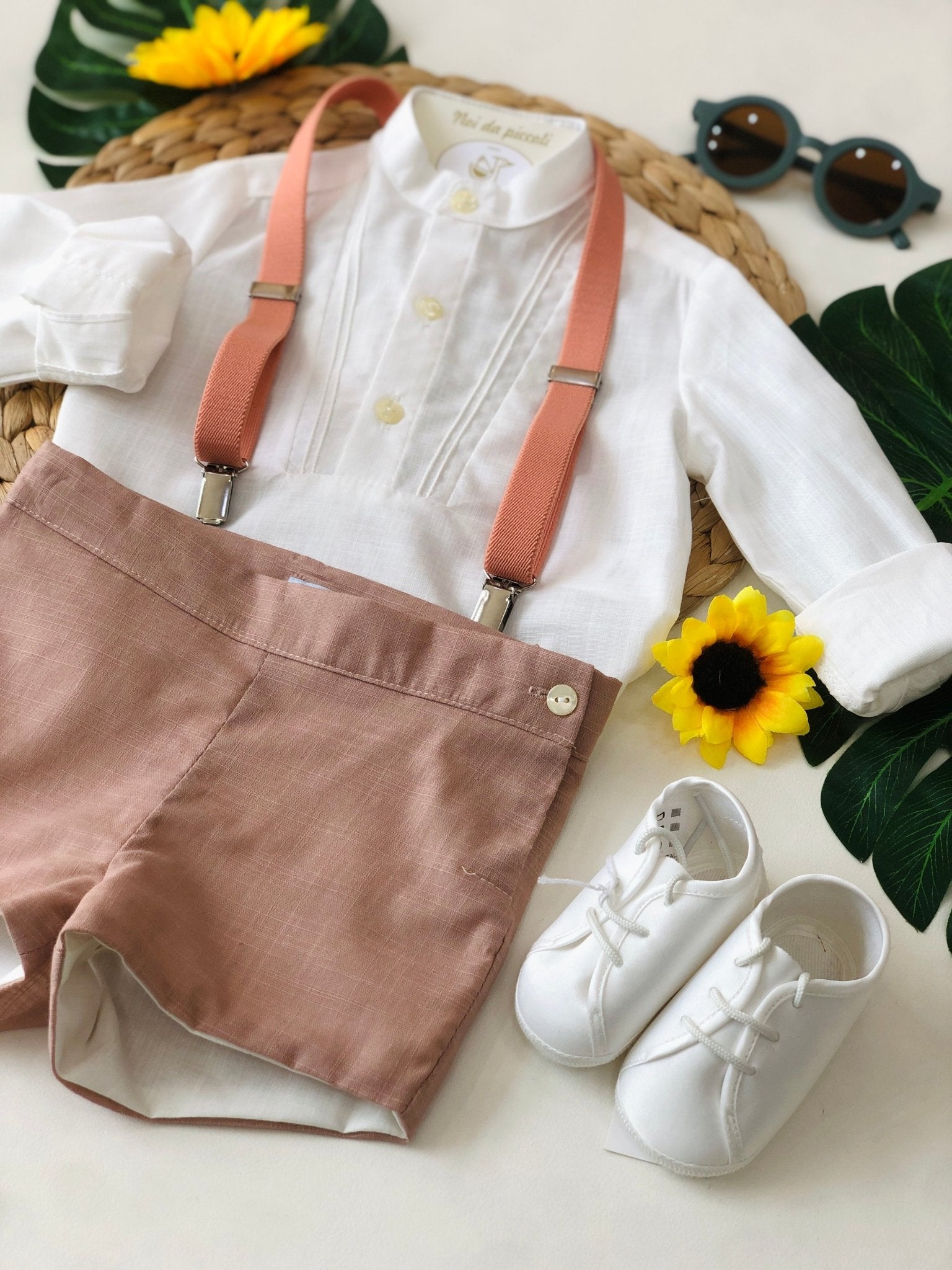 COMPLETO 3 PZ BIANCO E ROSA MATTONE CON BRETELLE - Noi da piccoli