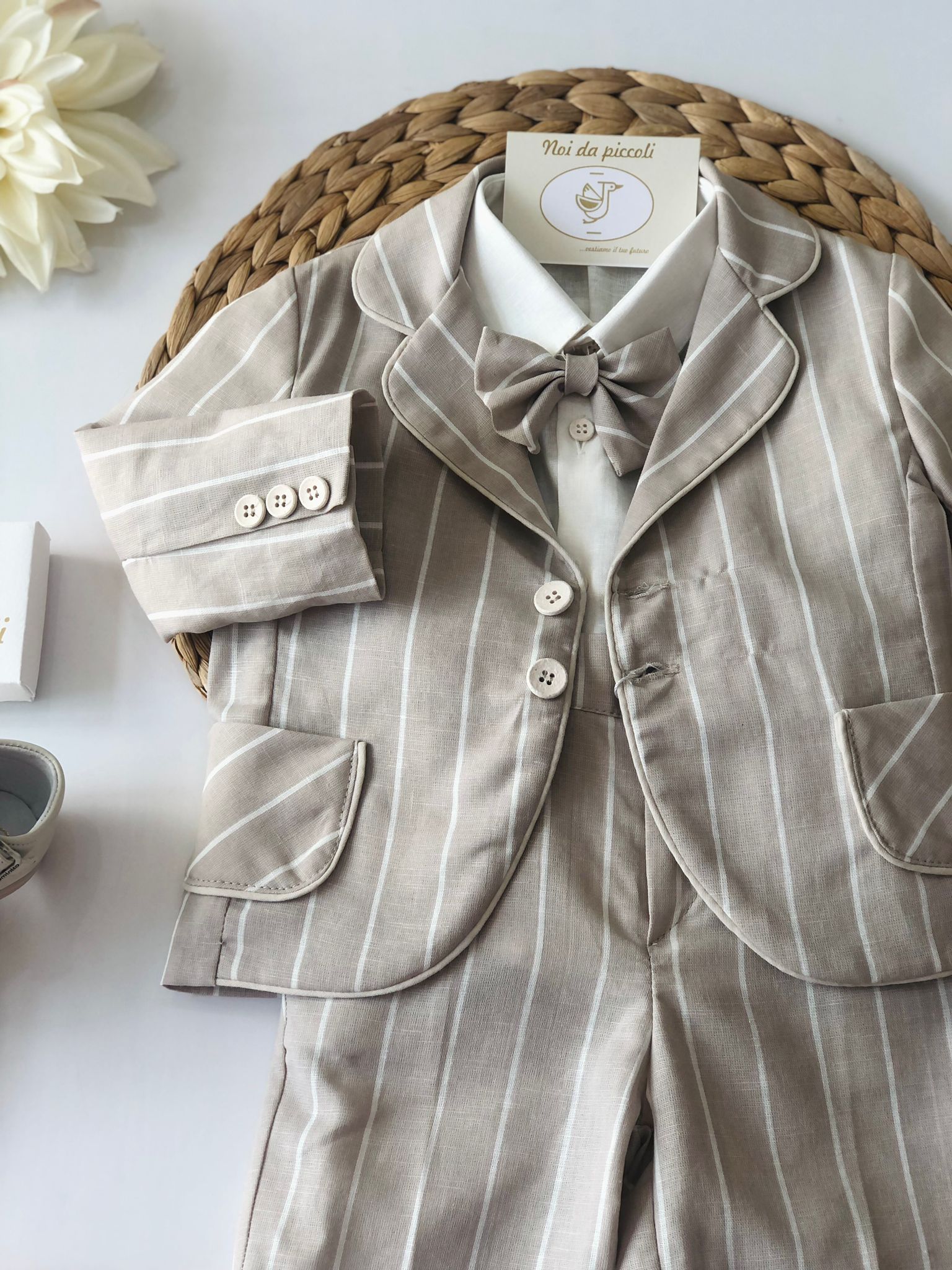 COMPLETO 4PZ BEIGE E BIANCO - Noi da piccoli