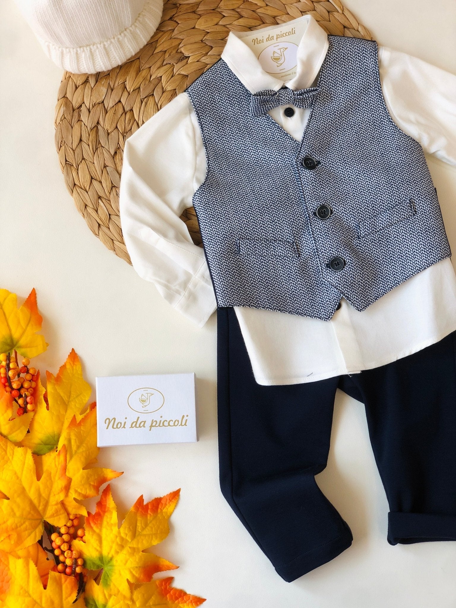 COMPLETO 4PZ BLU NAVI GILET A CONTRASTO - Noi da piccoli