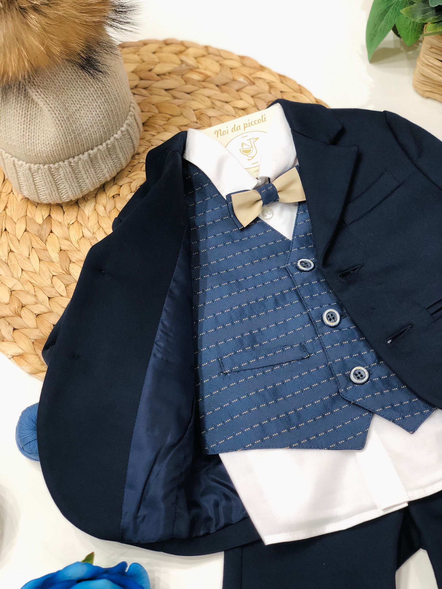 COMPLETO BLU CON DETTAGLI BEIGE - Noi da piccoli