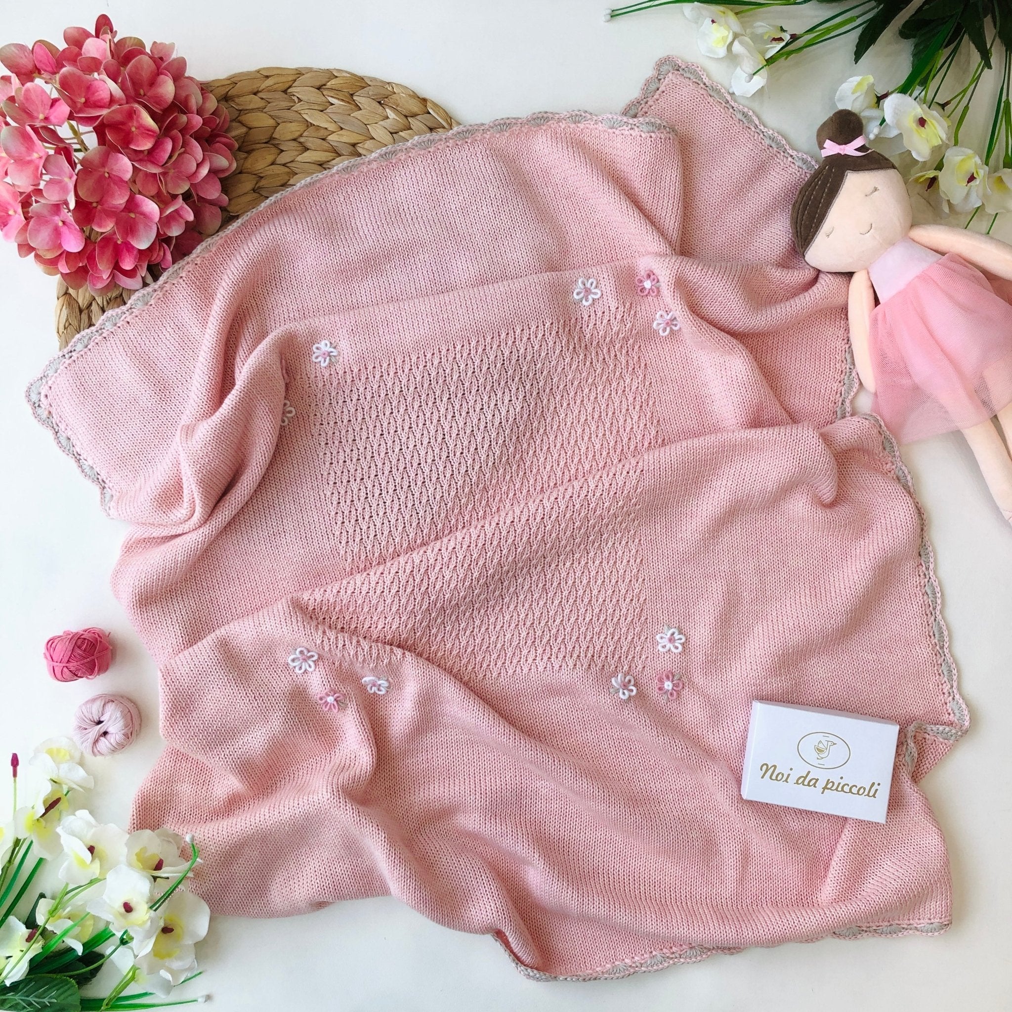 COORDINATO CON COMPLETO 2PZ RICAMATA A MANO NAIME FILO DI COTONE - Noi da piccoli