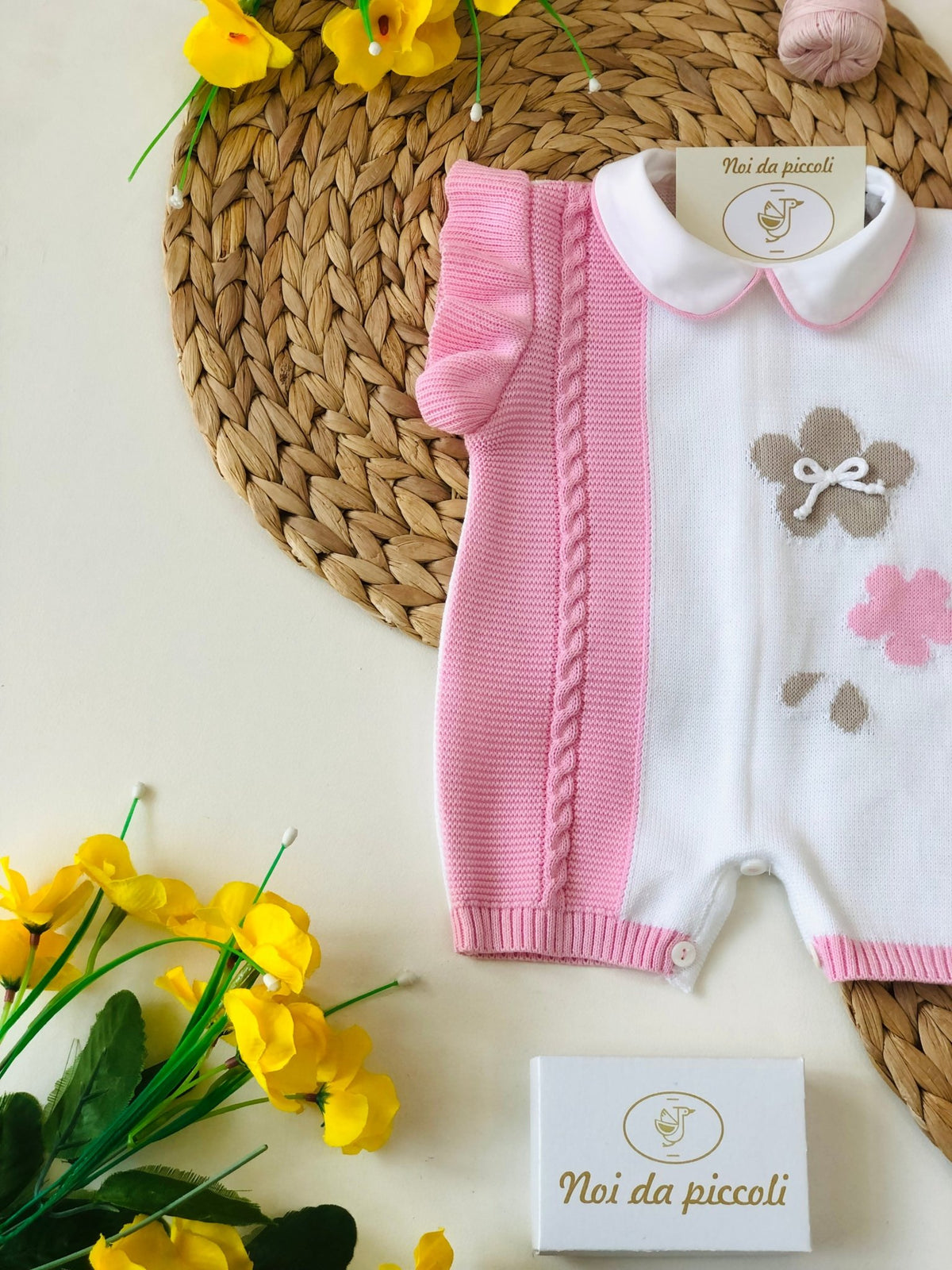 COORDINATO CON PAGLIACCETTO IN FILO DI COTONE BIANCO ROSA BEIGE - Noi da piccoli