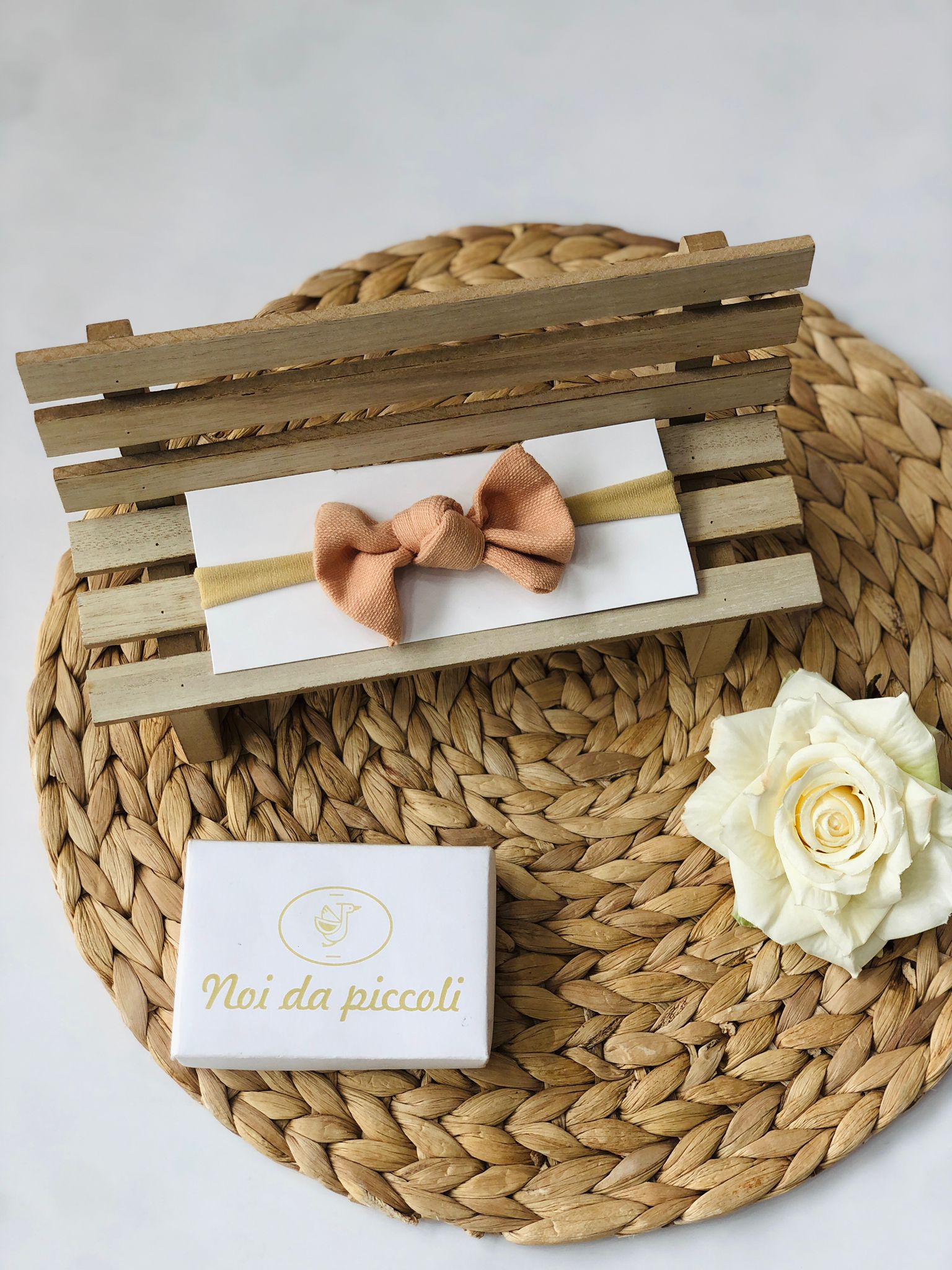 FASCIA CON FIOCCHETTO IN LINO PESCA - Noi da piccoli