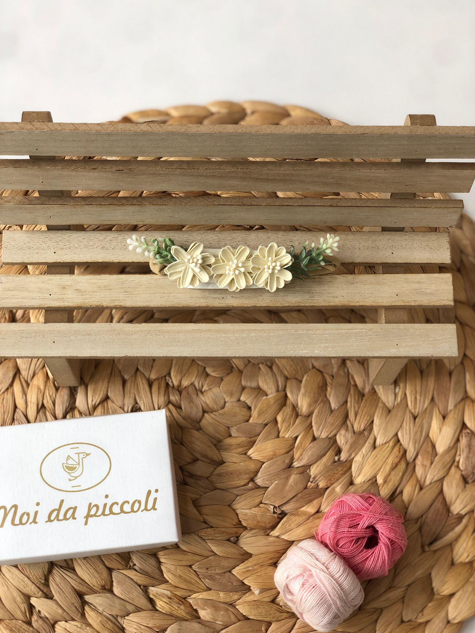 FASCIA CON FIORI ECRU - Noi da piccoli