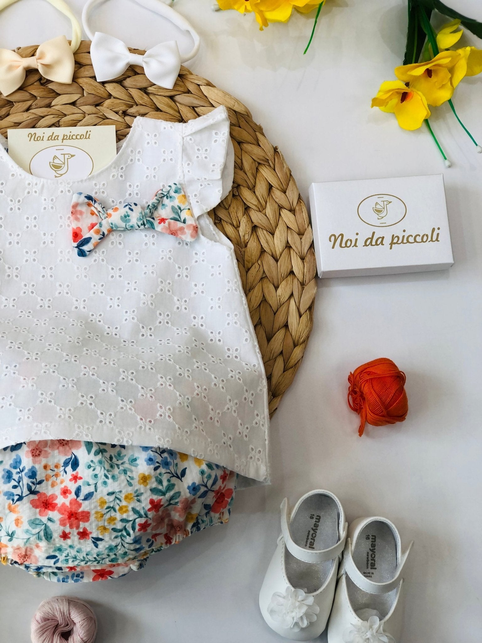 MAGLIA CON CULOTTE 100% COTONE FIORELLINI E FIOCCO - Noi da piccoli