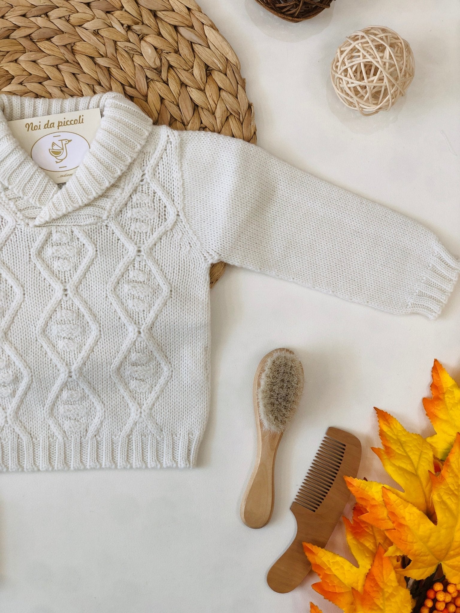 MAGLIONCINO LATTE COLLO RISVOLTO - Noi da piccoli