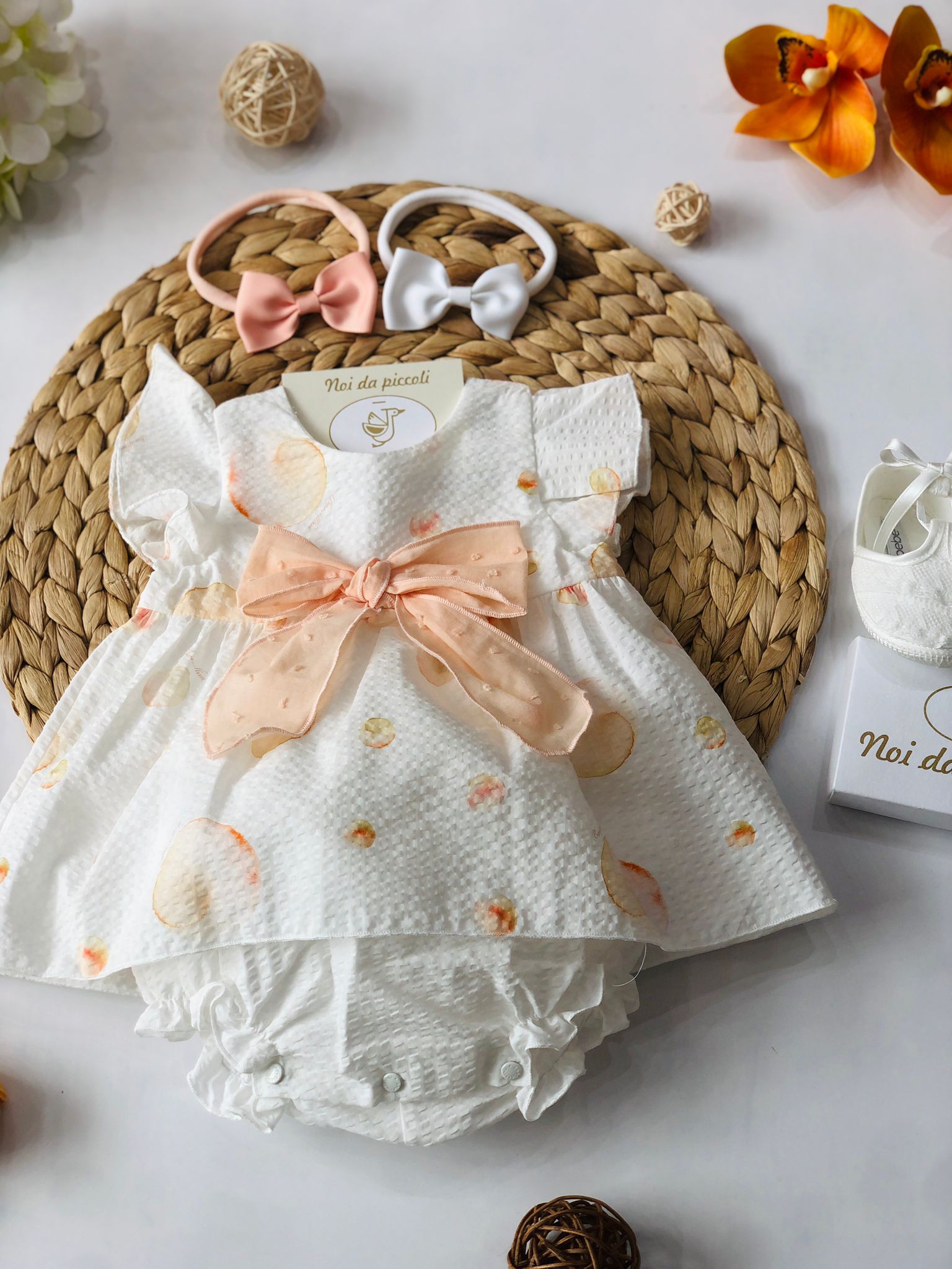 PAGLIACCETTO IN COTONE BIANCO E SALMONE - Noi da piccoli