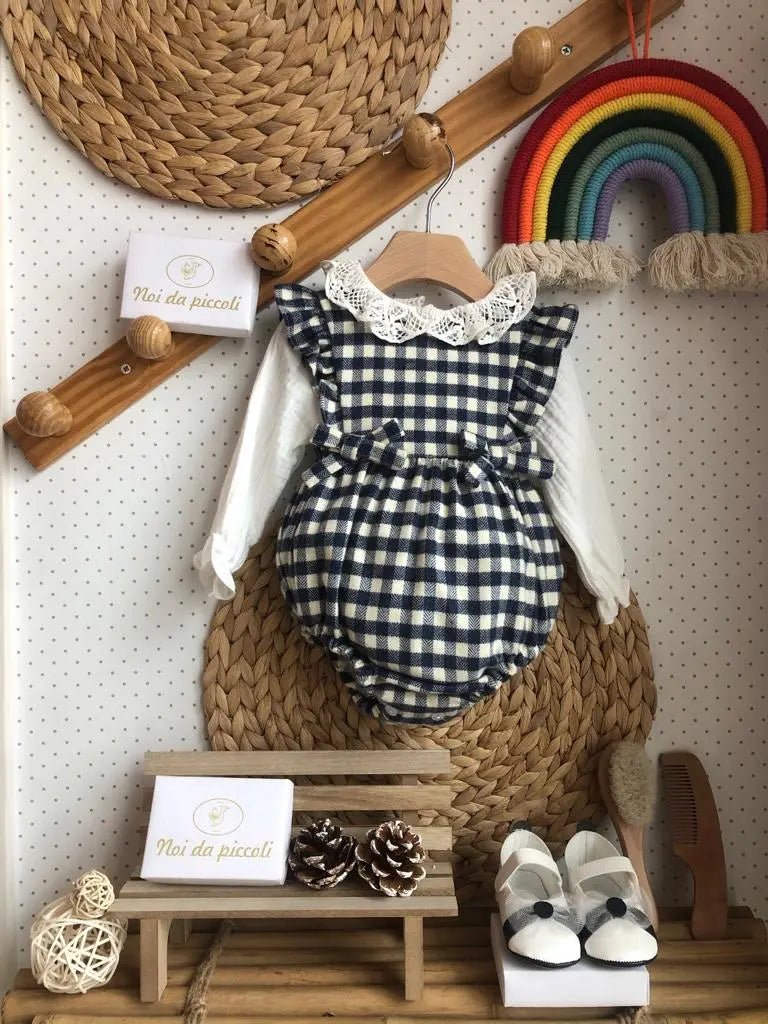 PAGLIACCETTO QUADRI + BLUSA - Noi da piccoli