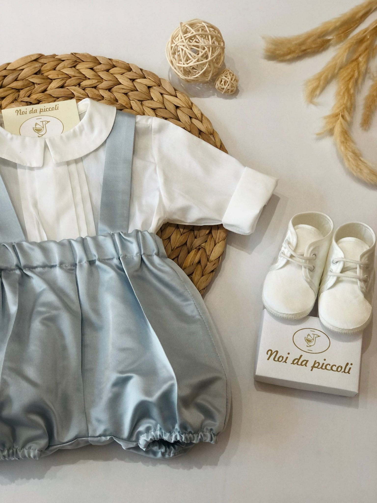 SALOPETTE CIELO CON CAMICINA BIANCA - Noi da piccoli