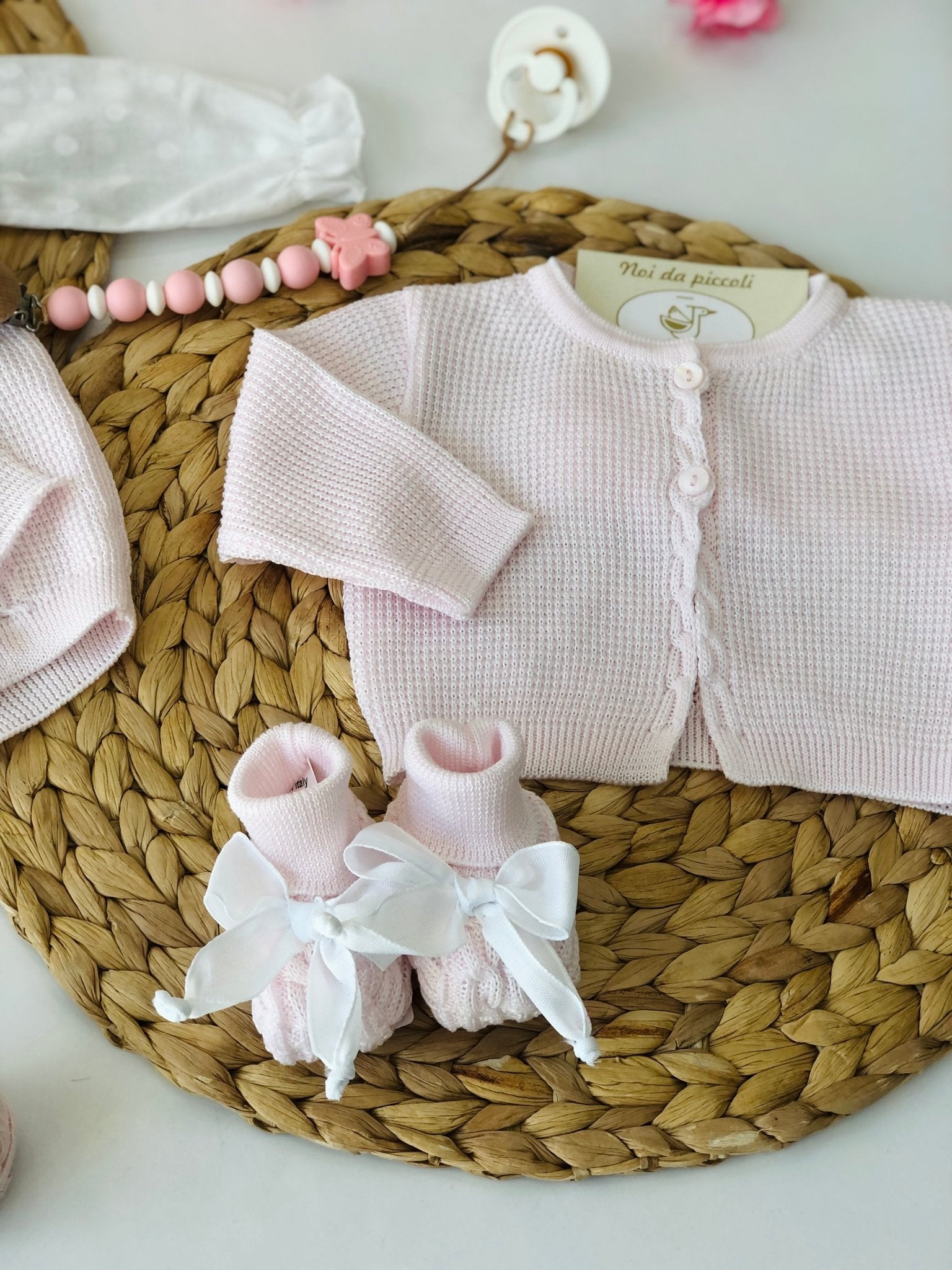 SALOPETTE CON BABBUCCIA ROSA RING IN FILO DI COTONE - Noi da piccoli