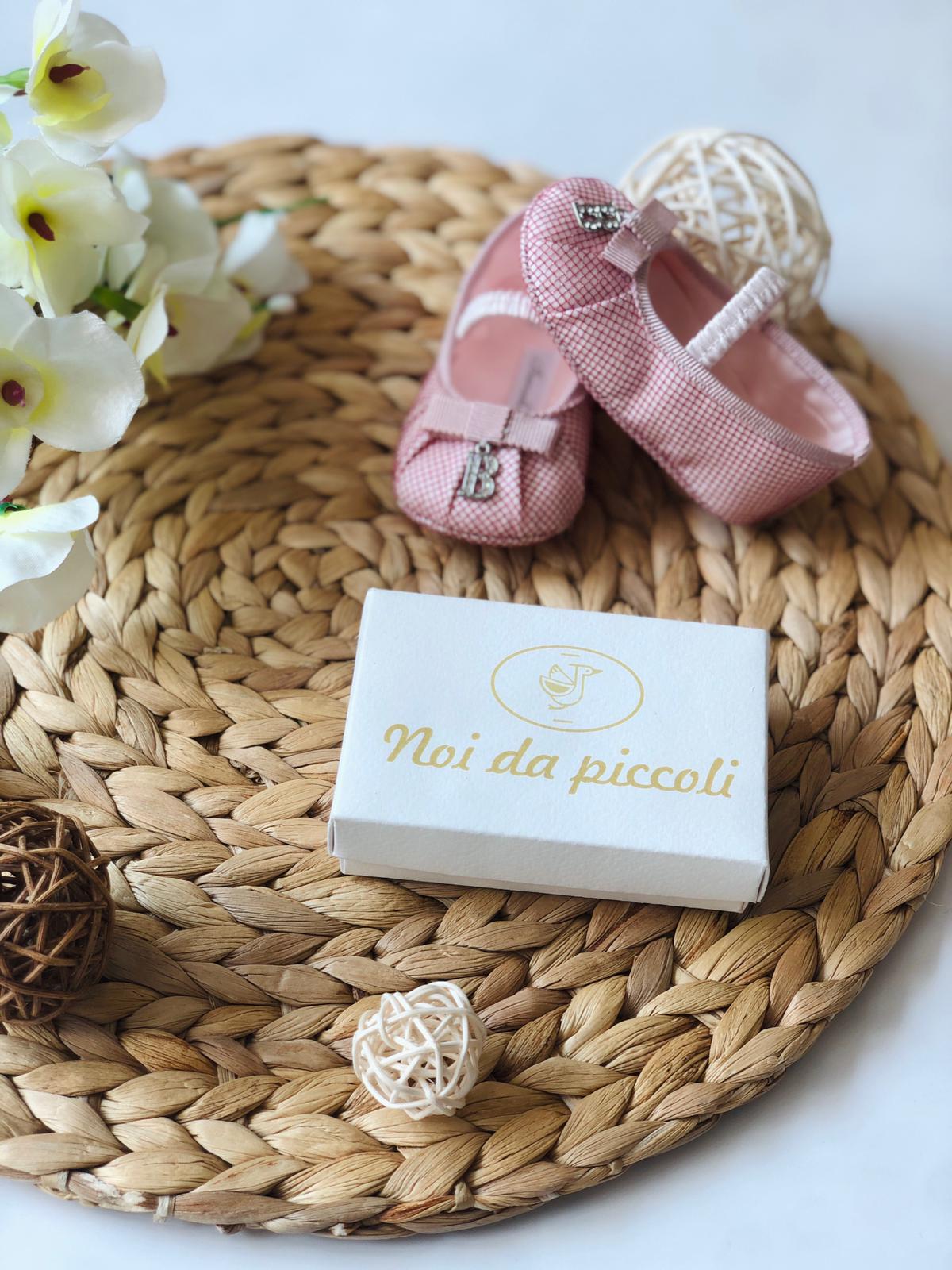 SCARPA A BAMBOLINA ROSA CON CIONDOLO - Noi da piccoli