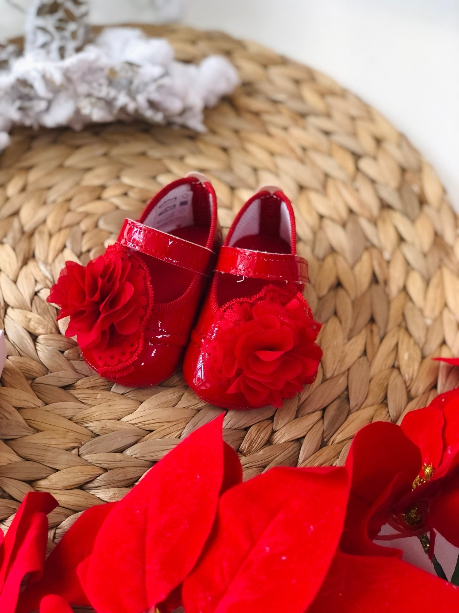 SCARPA A BAMBOLINA ROSSA LUCIDA CON FIORE - Noi da piccoli
