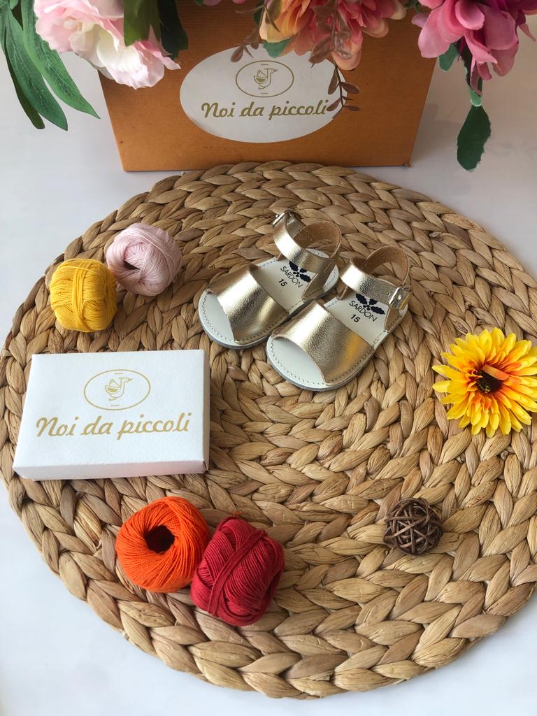 SCARPA MINORCHINA ORO - Noi da piccoli