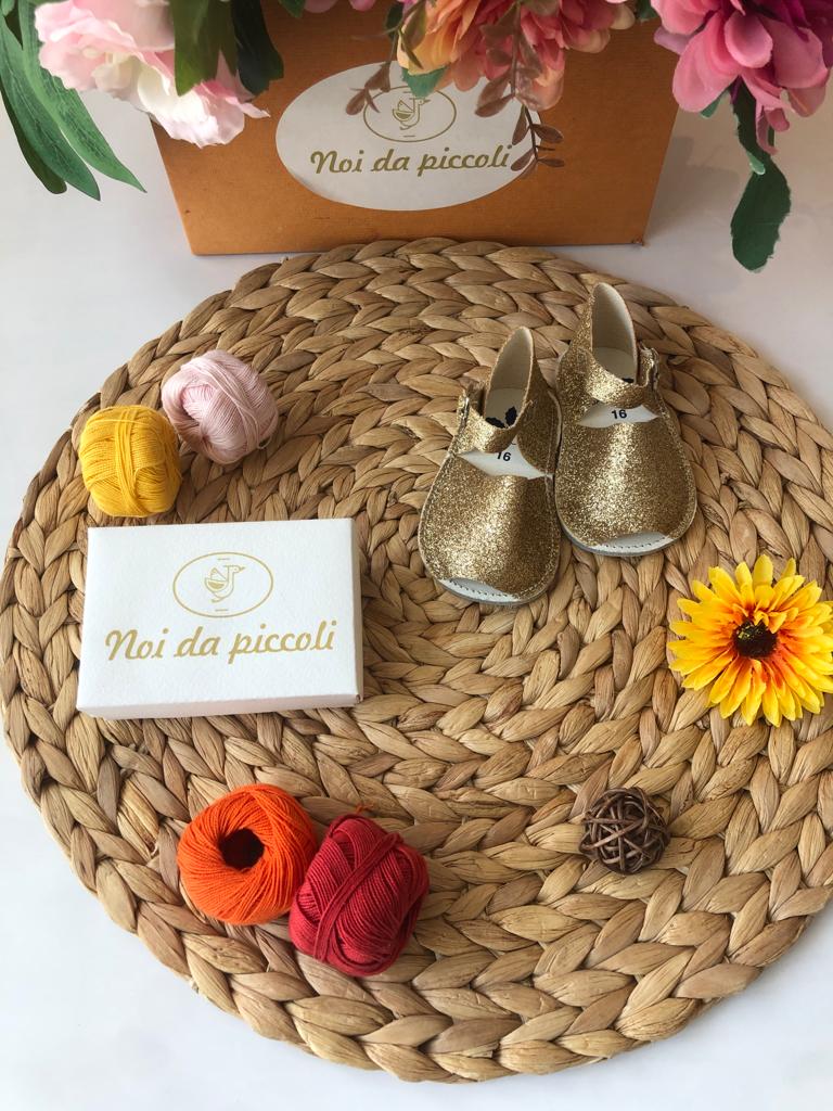 SCARPA MINORCHINA ORO GLITTER - Noi da piccoli