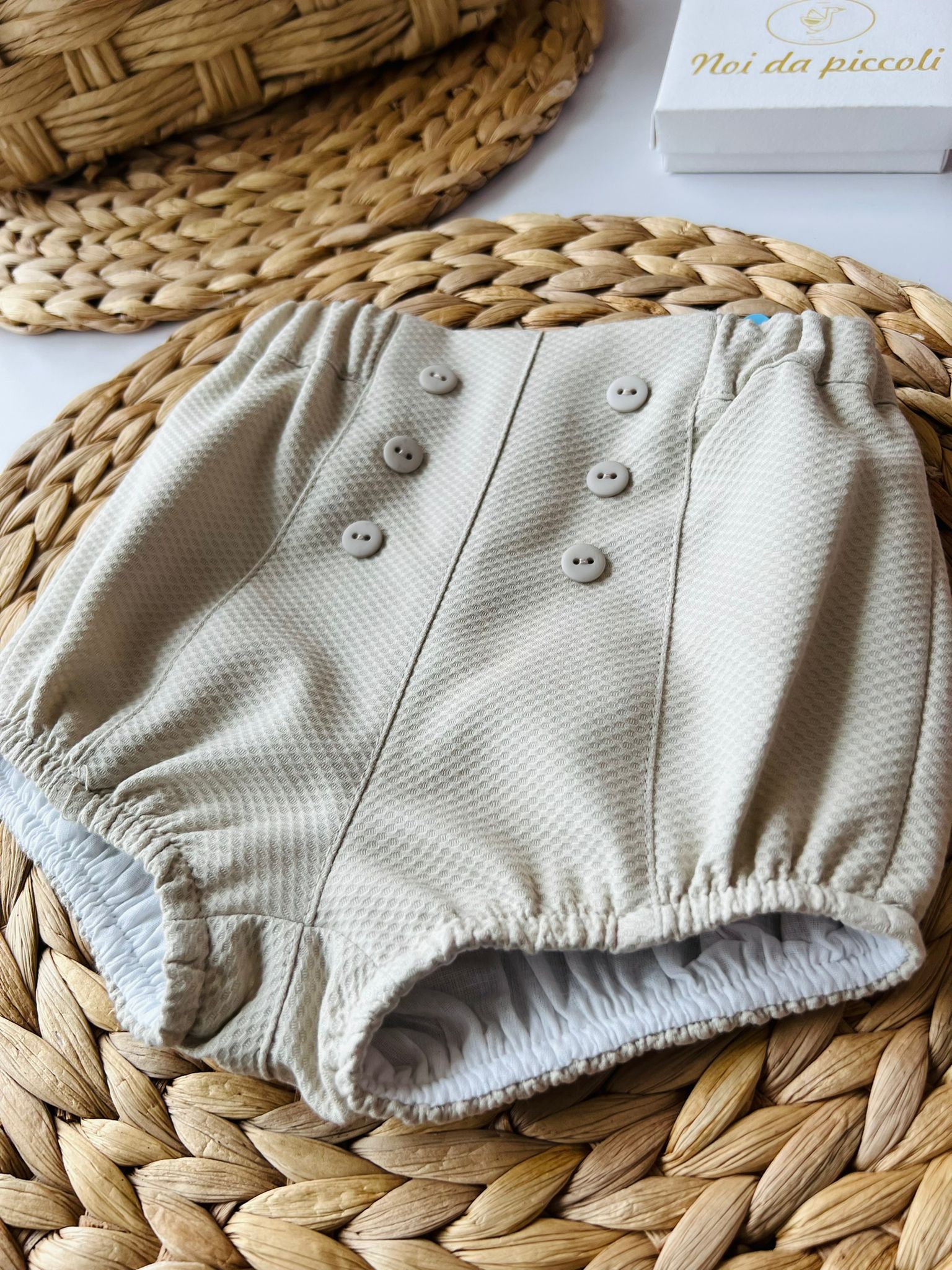 SHORT BEIGE - Noi da piccoli