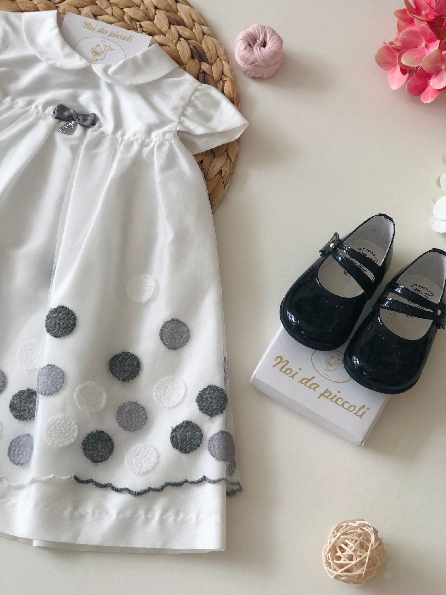 VESTINA BIANCA CON POIS - Noi da piccoli