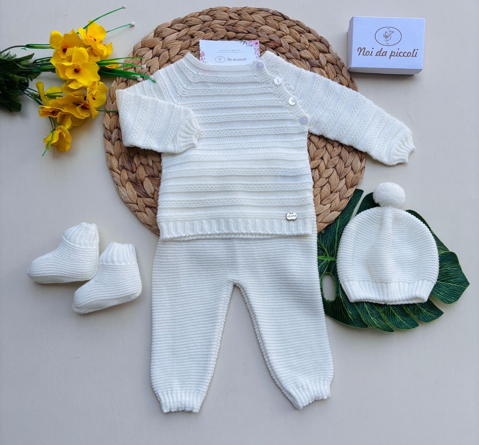 COMPLETO 2 PZ CON PARURE FILATO CALDO PANNA