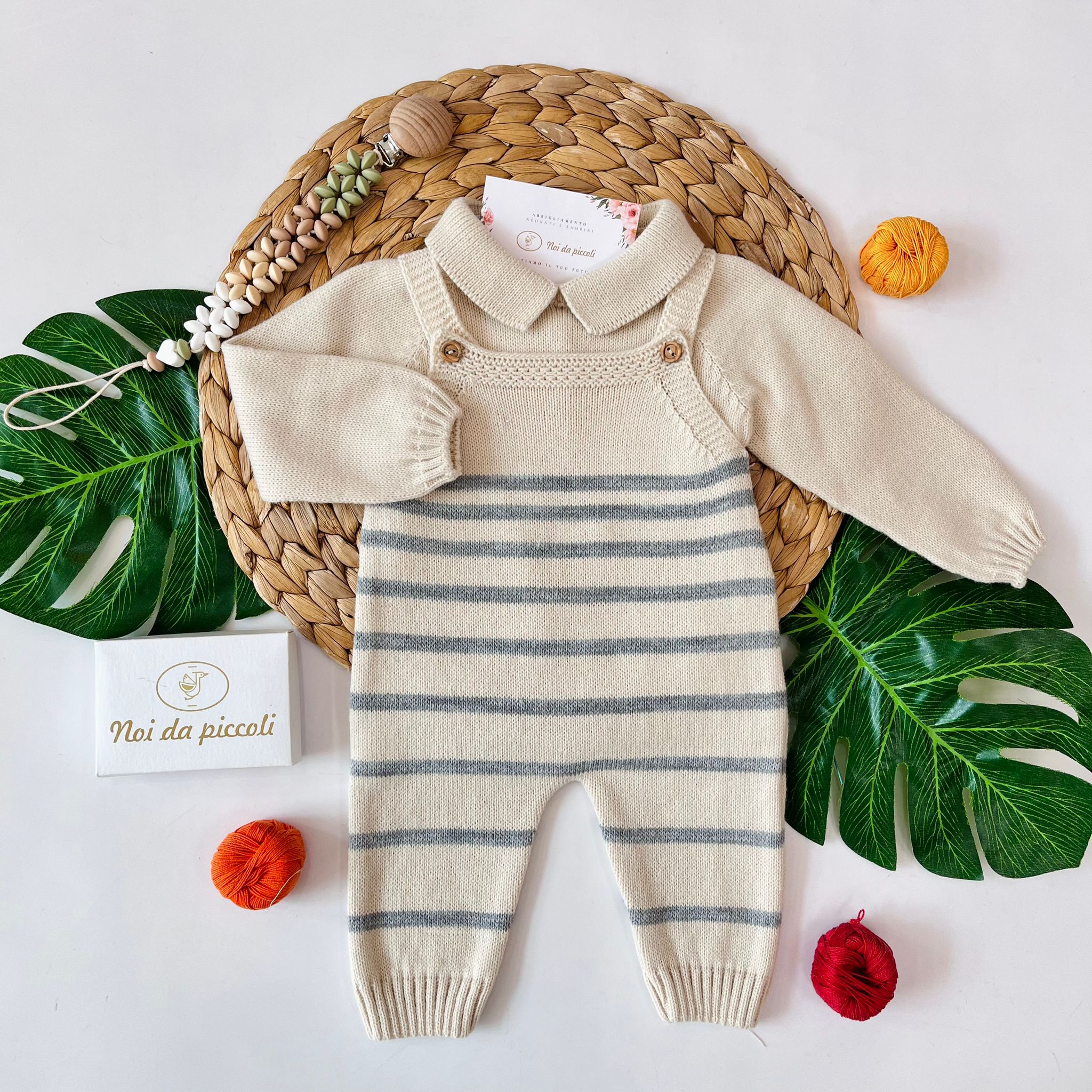 SALOPETTE EN TRICOT DE FIL CHAUD BEIGE ET GRIS