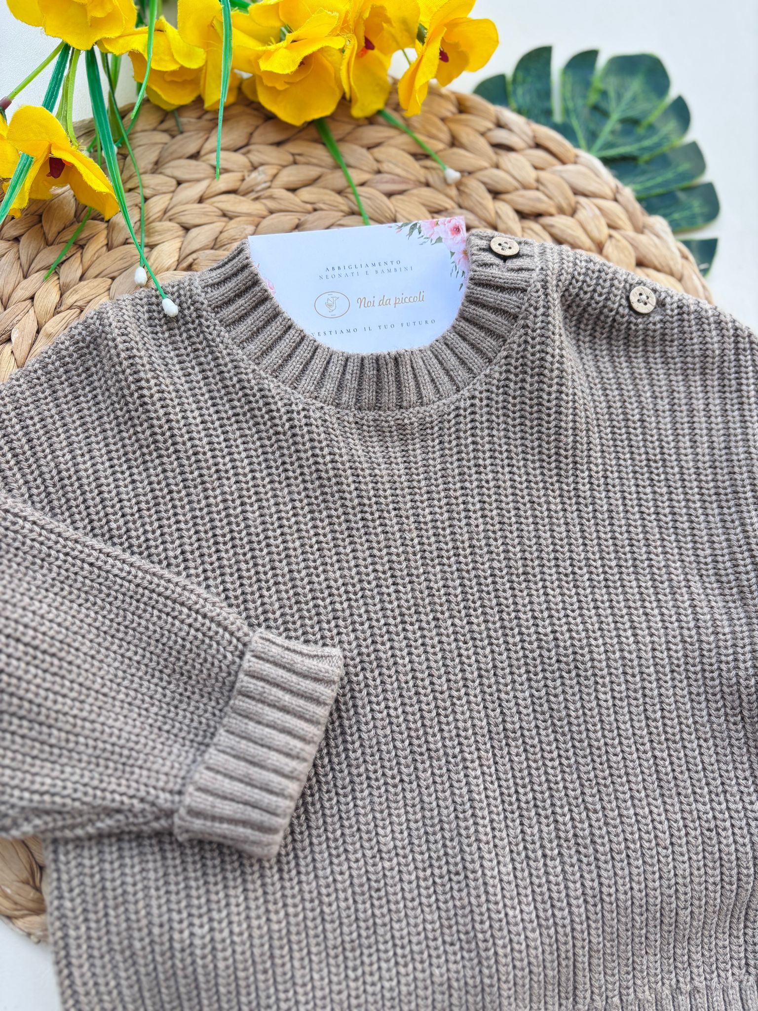 MAGLIONE FILATO CALDO TORTORA