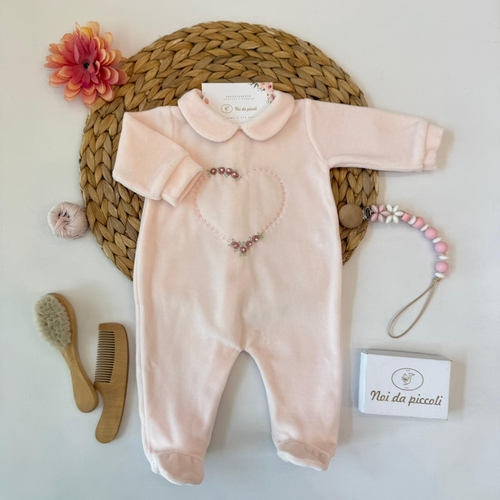 TUTINA IN CINIGLIA ROSA CON RICAMO A FORMA DI CUORE