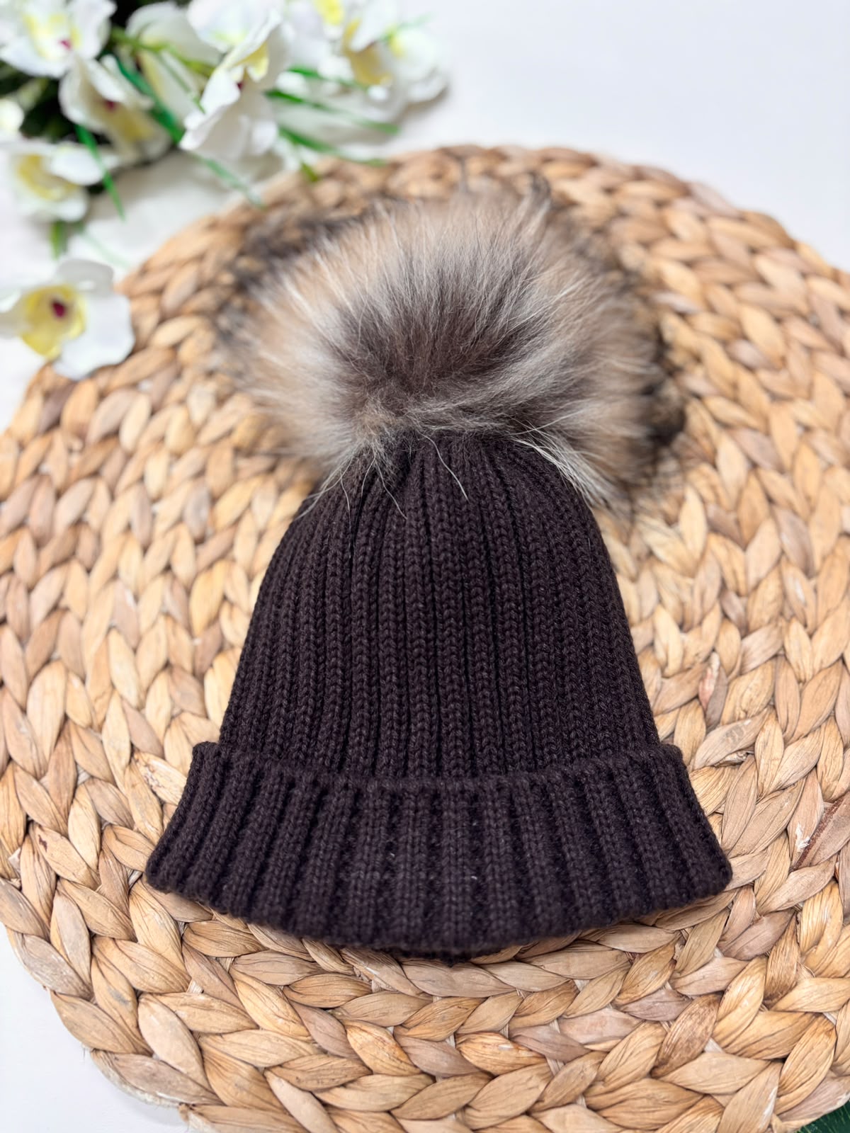 cappellino FILATO CALDO MARRONE