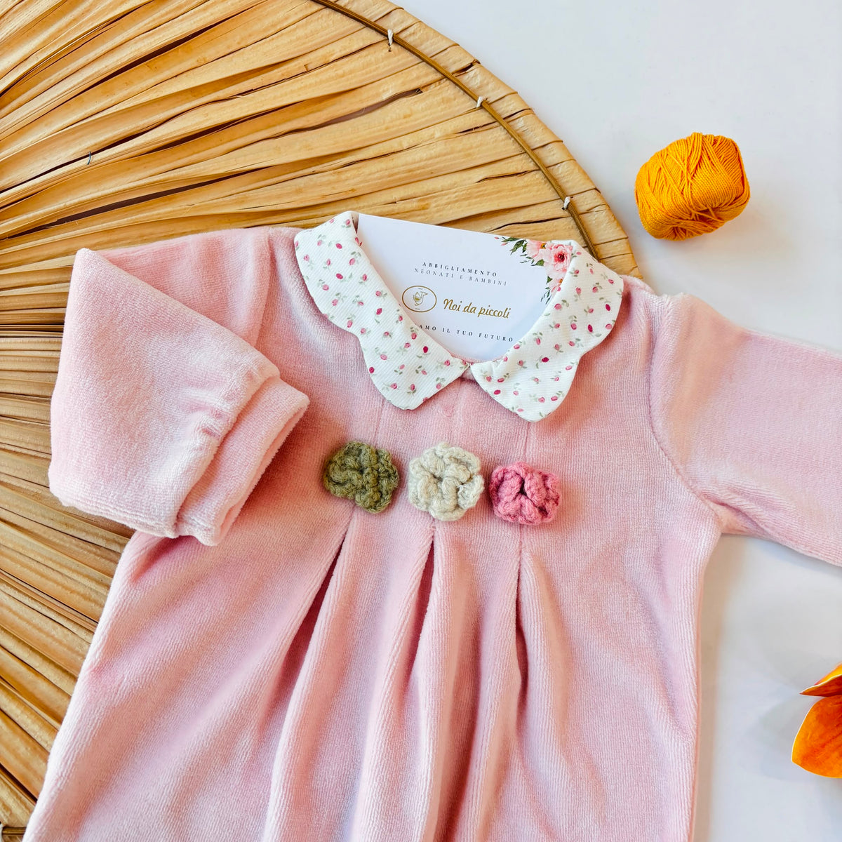 TUTINA IN CINIGLIA ROSA CON DECORAZIONE FLOREALE