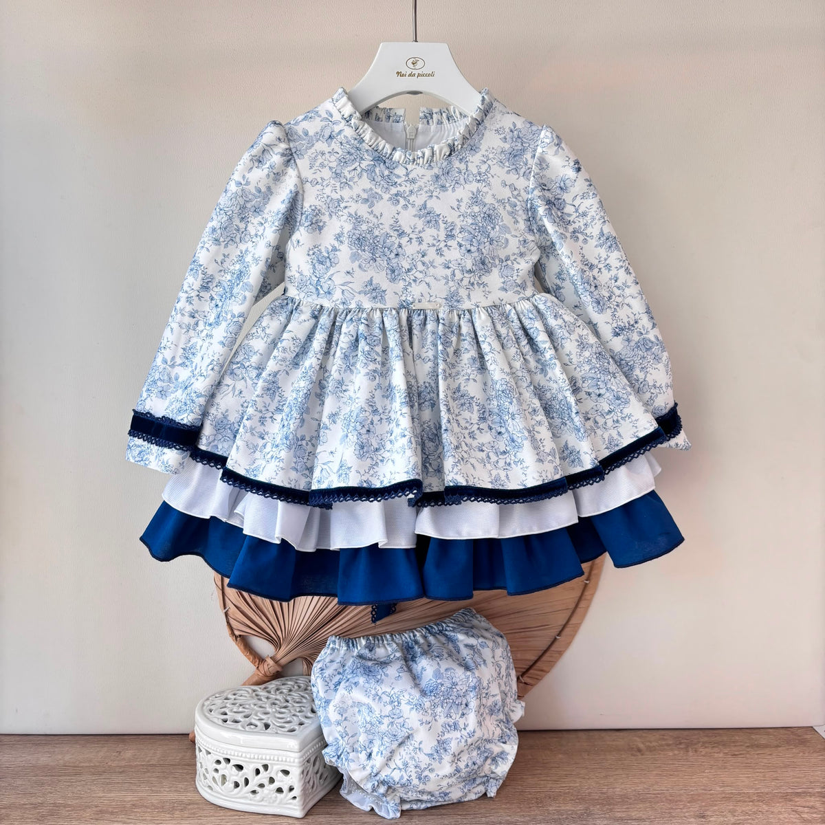 Abitino florale luna Blu