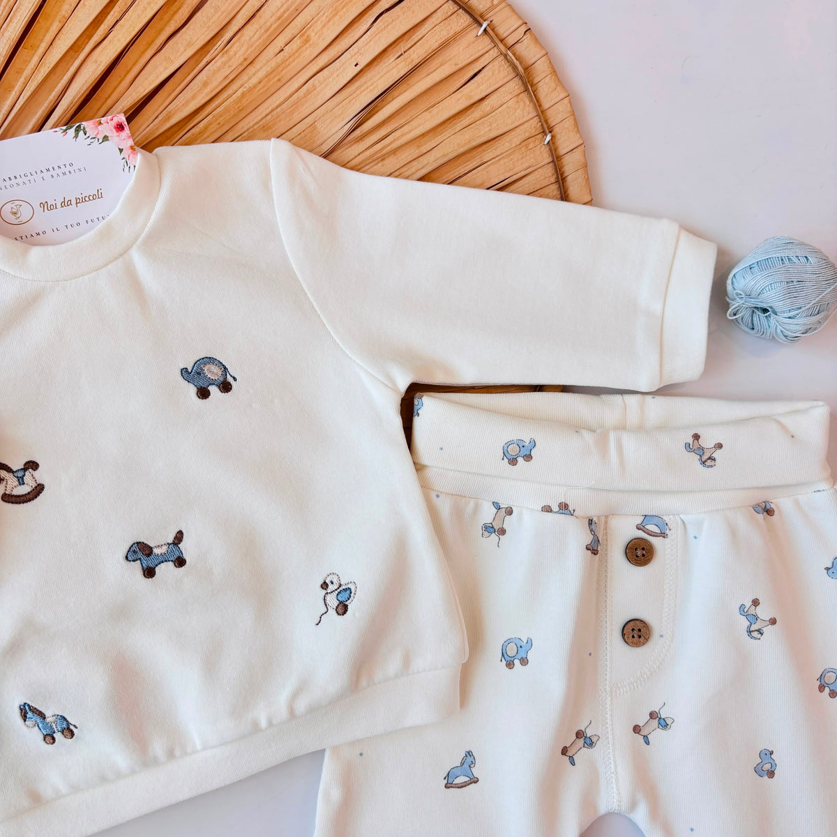 COMPLETO IN COTONE CALDO BIANCO CON FANTASIE GIOCOSE