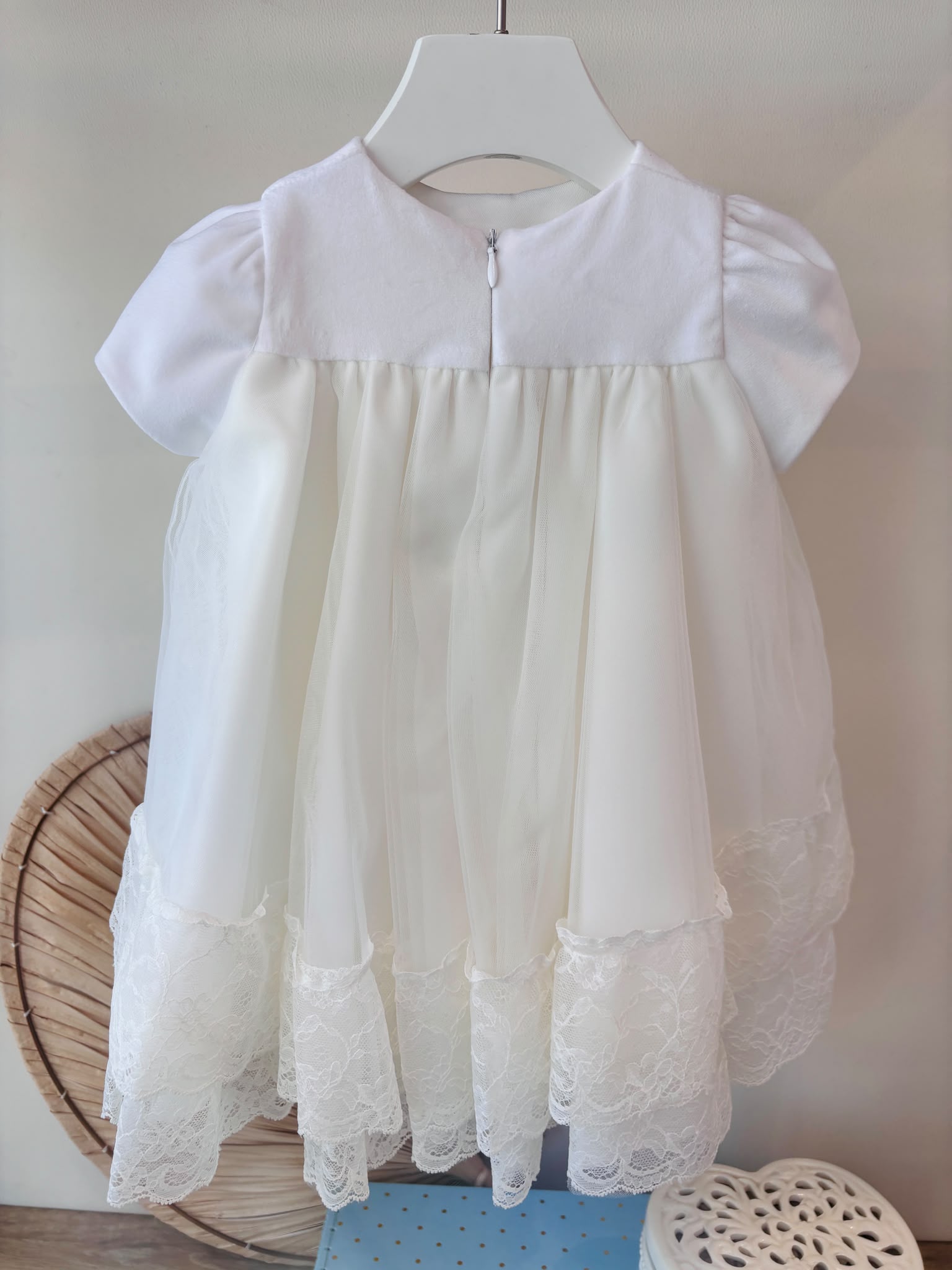 ABITINO CERIMONIALE TULLE E VELLUTO PANNA