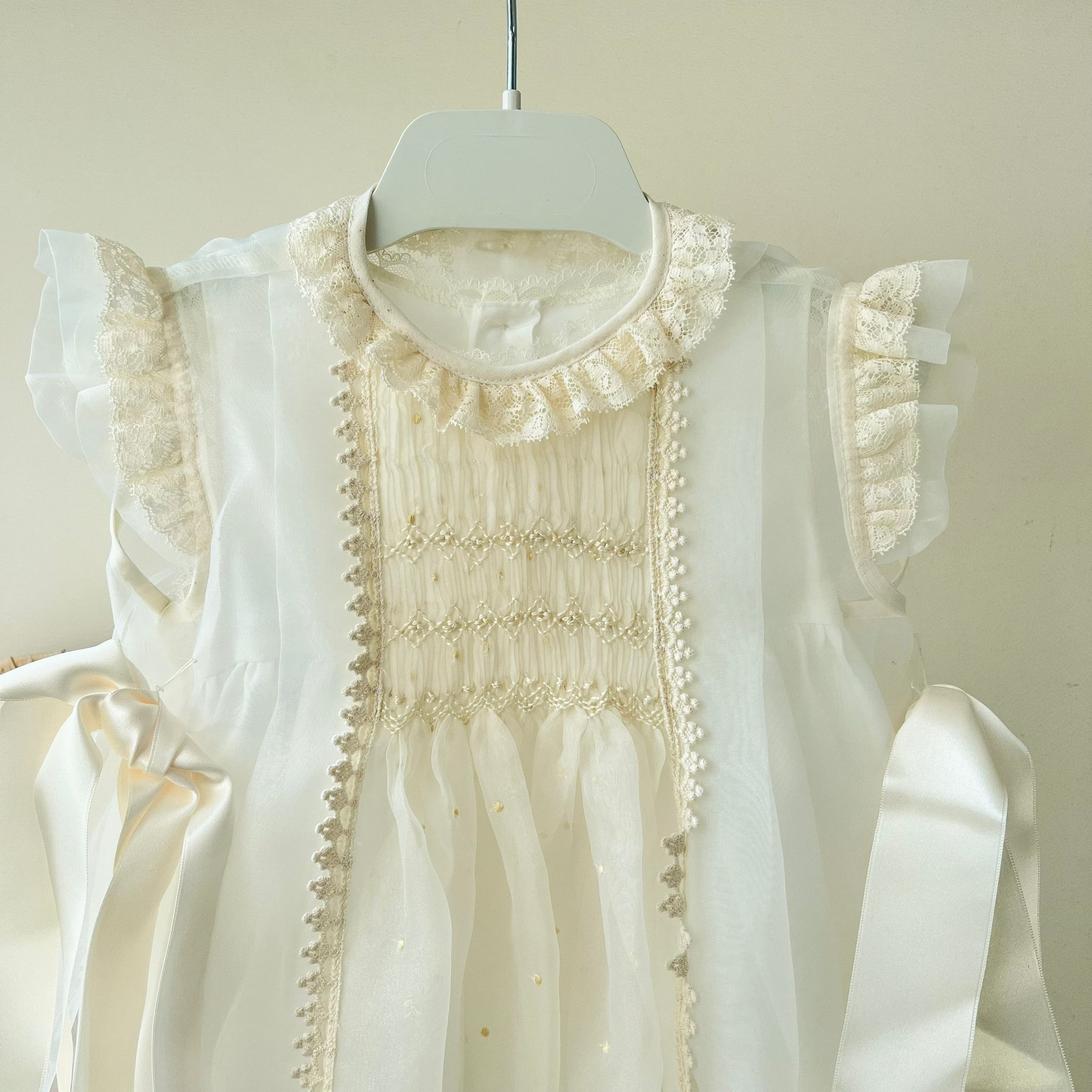 ABITINO CERIMONIALE ANNALISA AVORIO - Noi da piccoli