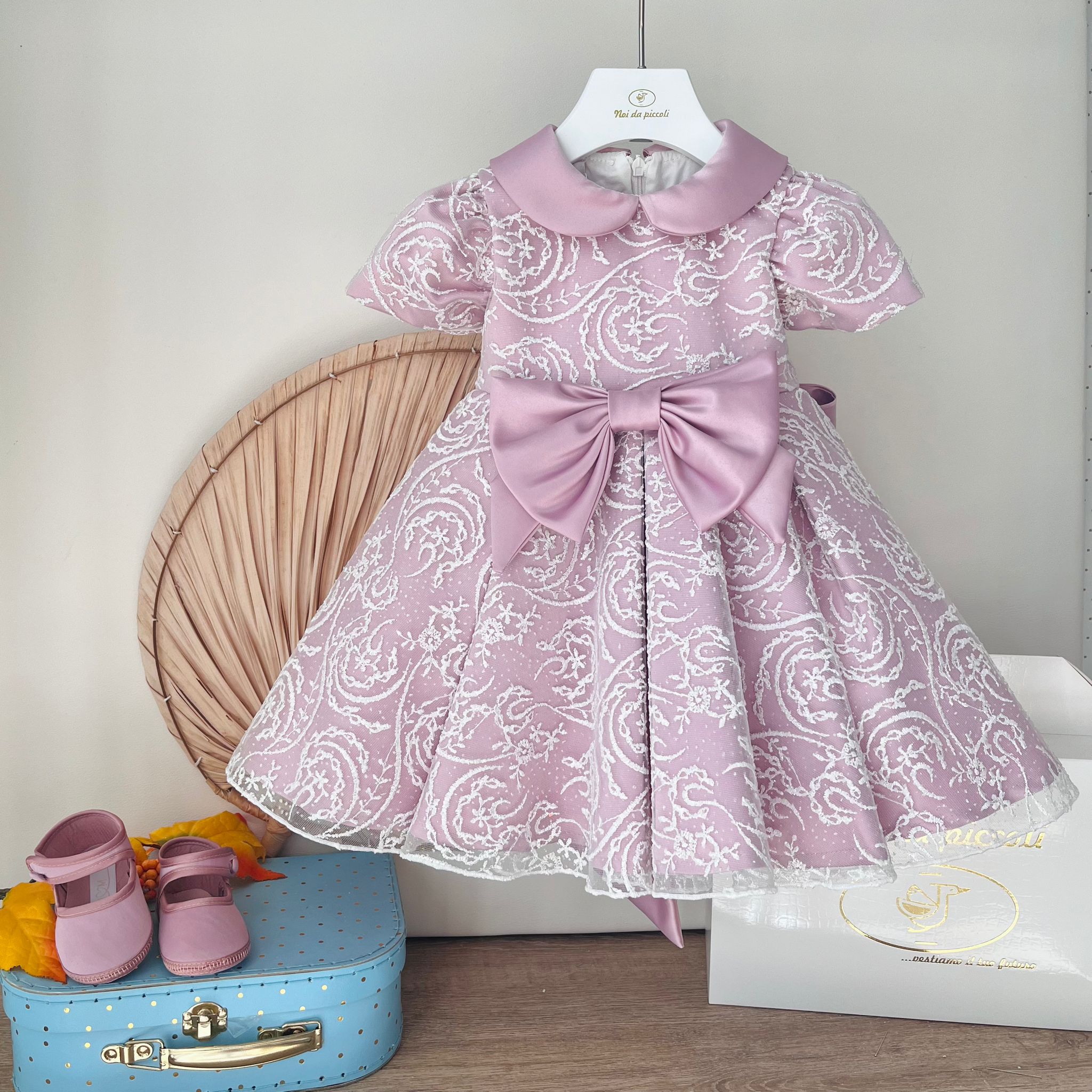 ABITINO CERIMONIALE CON FIOCCO ROSA - Noi da piccoli