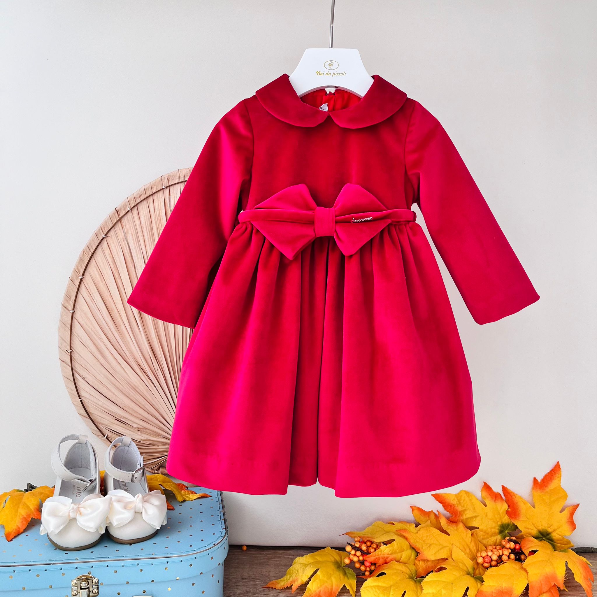 ABITINO CON CINTURINA FIOCCO VELLUTINO ROSSO - Noi da piccoli