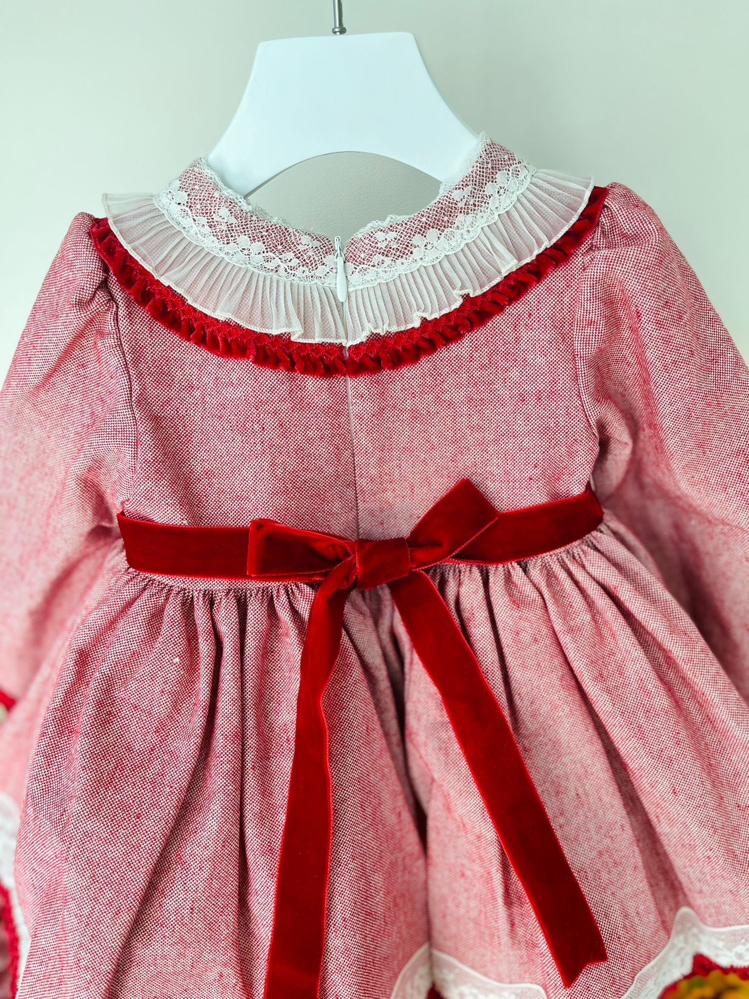 ABITINO CON FIOCCHETTI IN VELLUTO ROSSO - Noi da piccoli