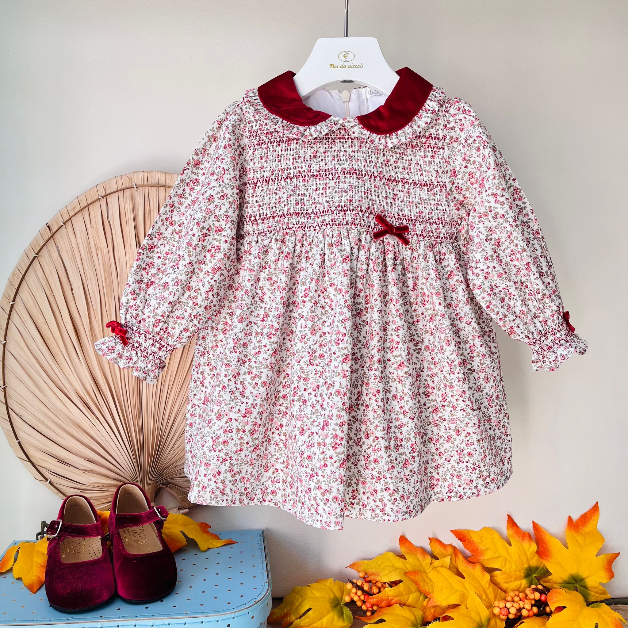 ABITINO FLOREALE CON FIOCCHETTI E COLLETTO IN VELLUTO FLOREALE - Noi da piccoli