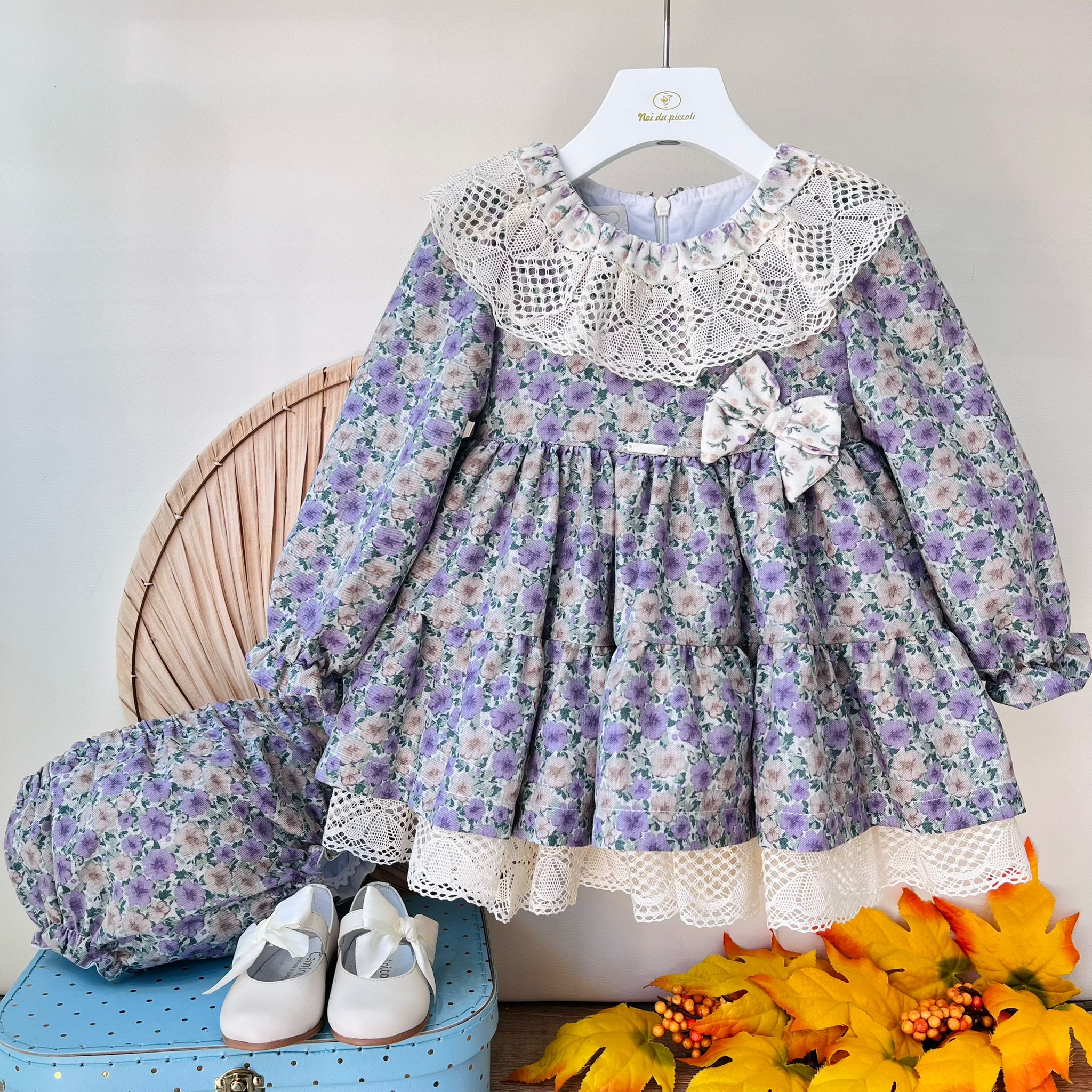 ABITINO IN CALDO COTONE FLOREALE E FIOCCHETTO LILLA - Noi da piccoli