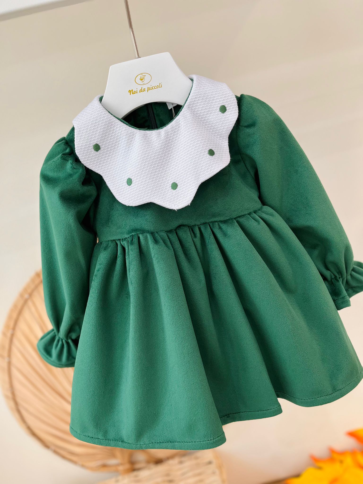 ABITINO IN VELLUTINO CON COLLETTO A POIS VERDE - Noi da piccoli