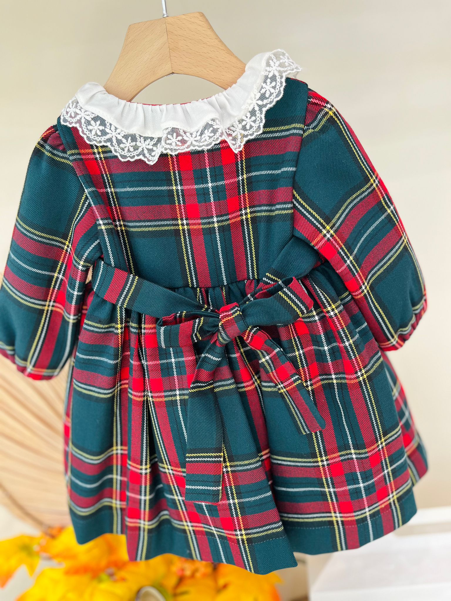 ABITINO SCOZZESE CON 2 FIOCCHETTI VERDE E ROSSO - Noi da piccoli