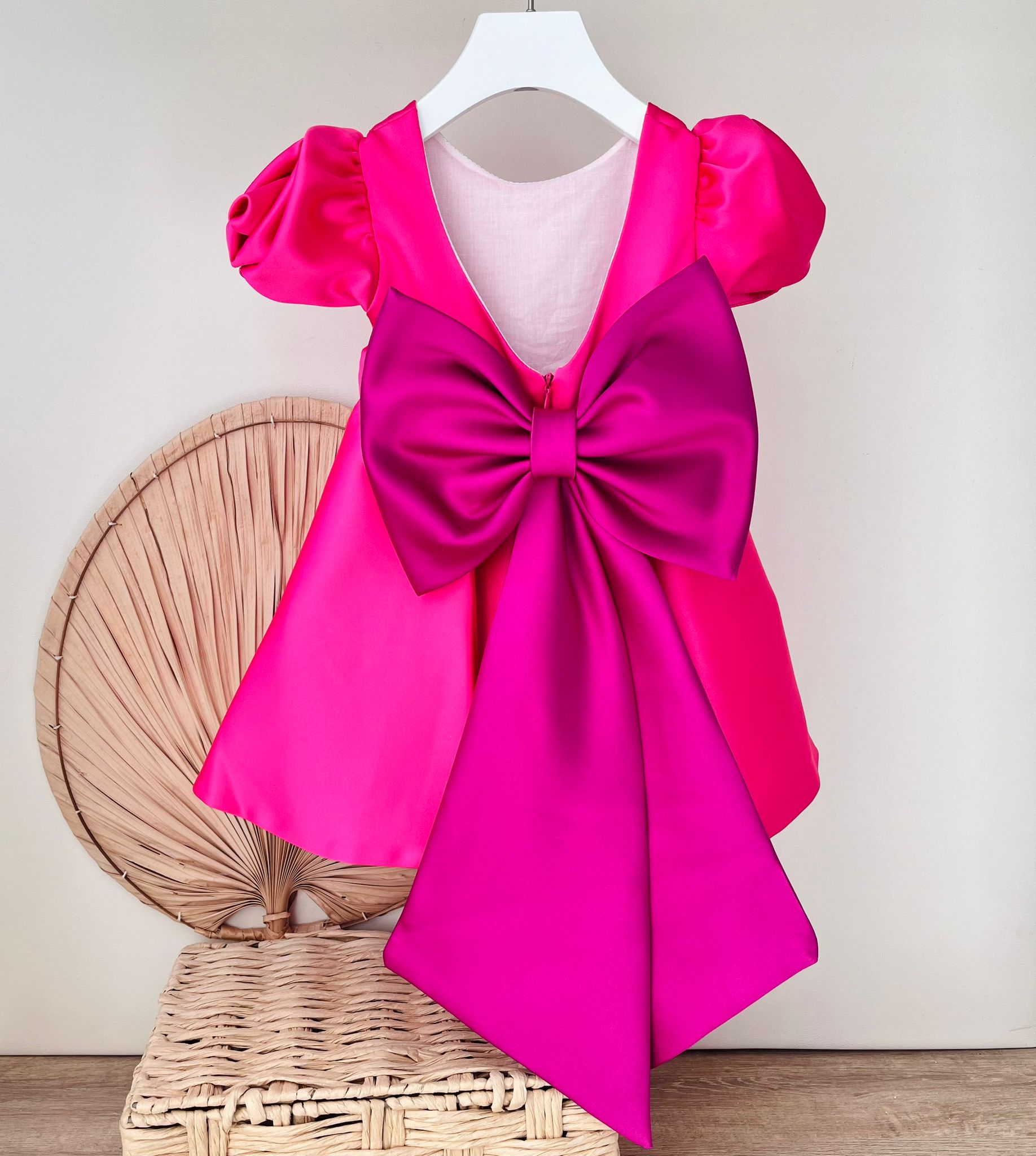 ABITO CERIMONIALE IN RASO FUCSIA - Noi da piccoli