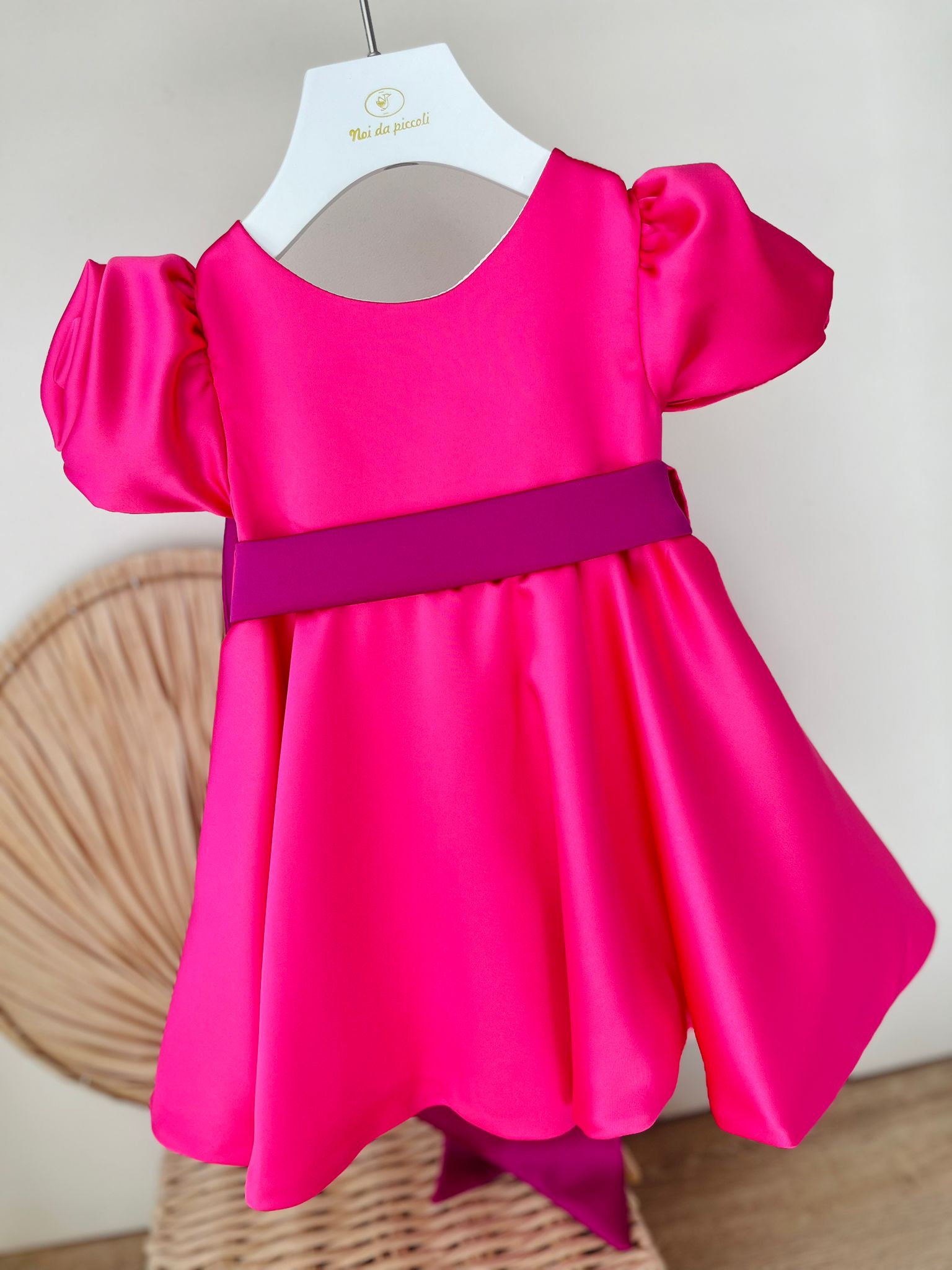 ABITO CERIMONIALE IN RASO FUCSIA - Noi da piccoli