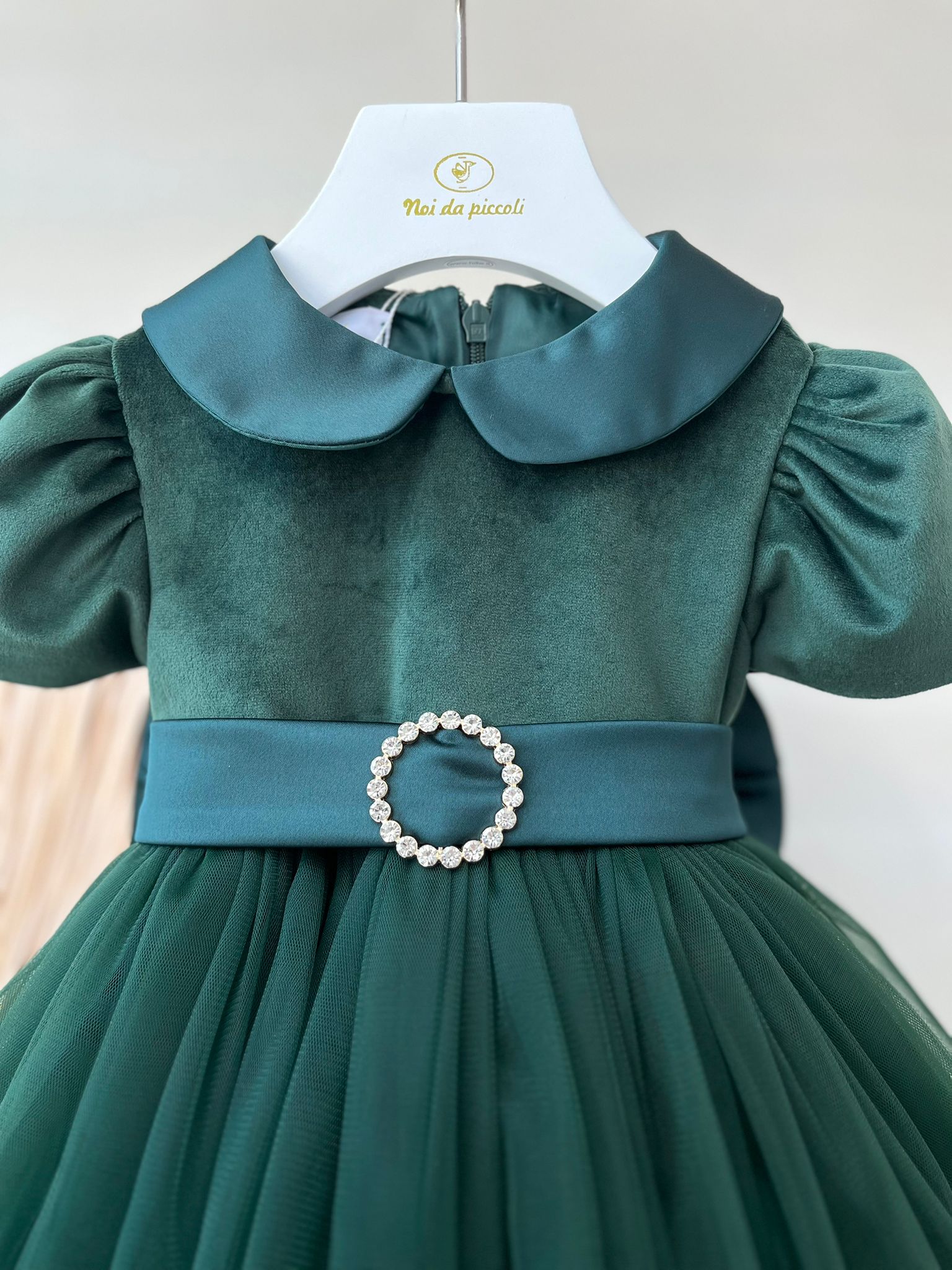 ABITO CERIMONIALE IN VELLUTO E TULLE CON SWAROSKI VERDE - Noi da piccoli