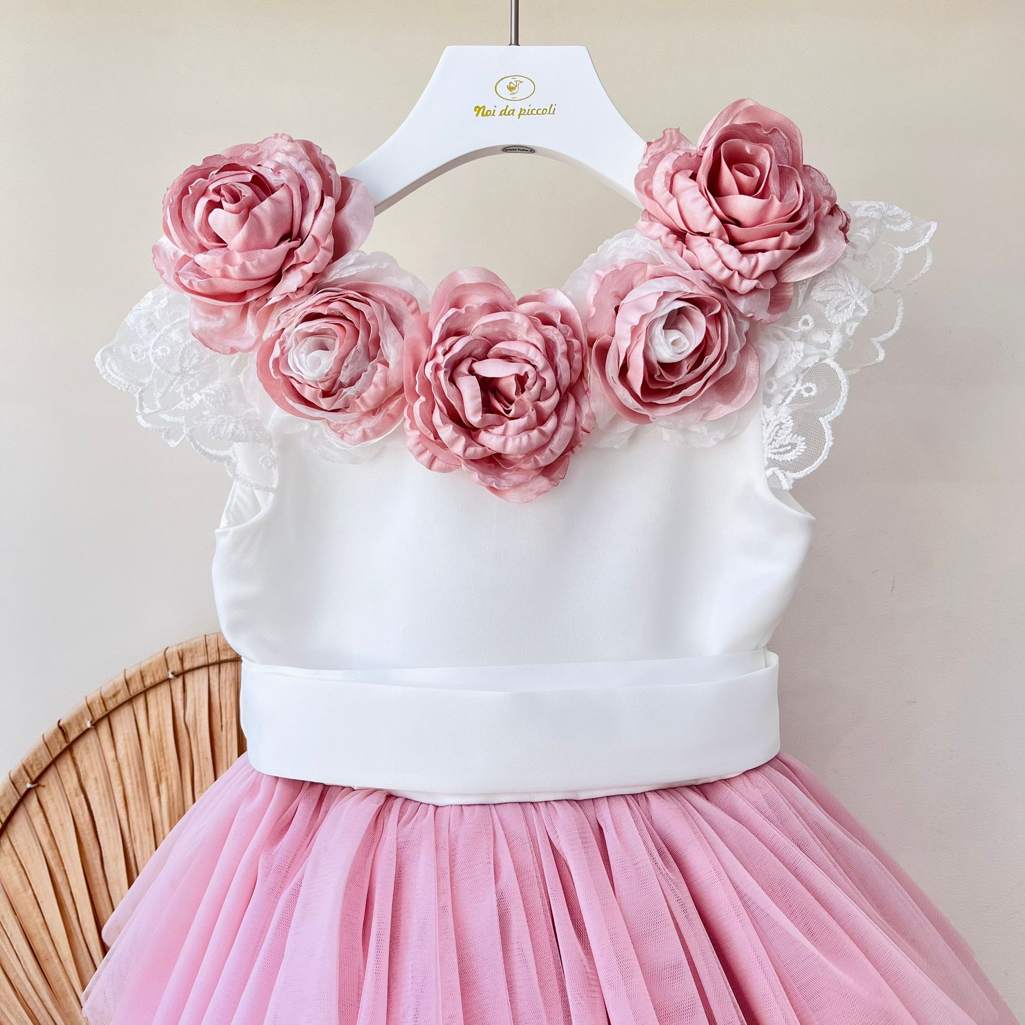 ABITO CERIMONIALE ROSA IN TULLE E ROSELLINE - Noi da piccoli