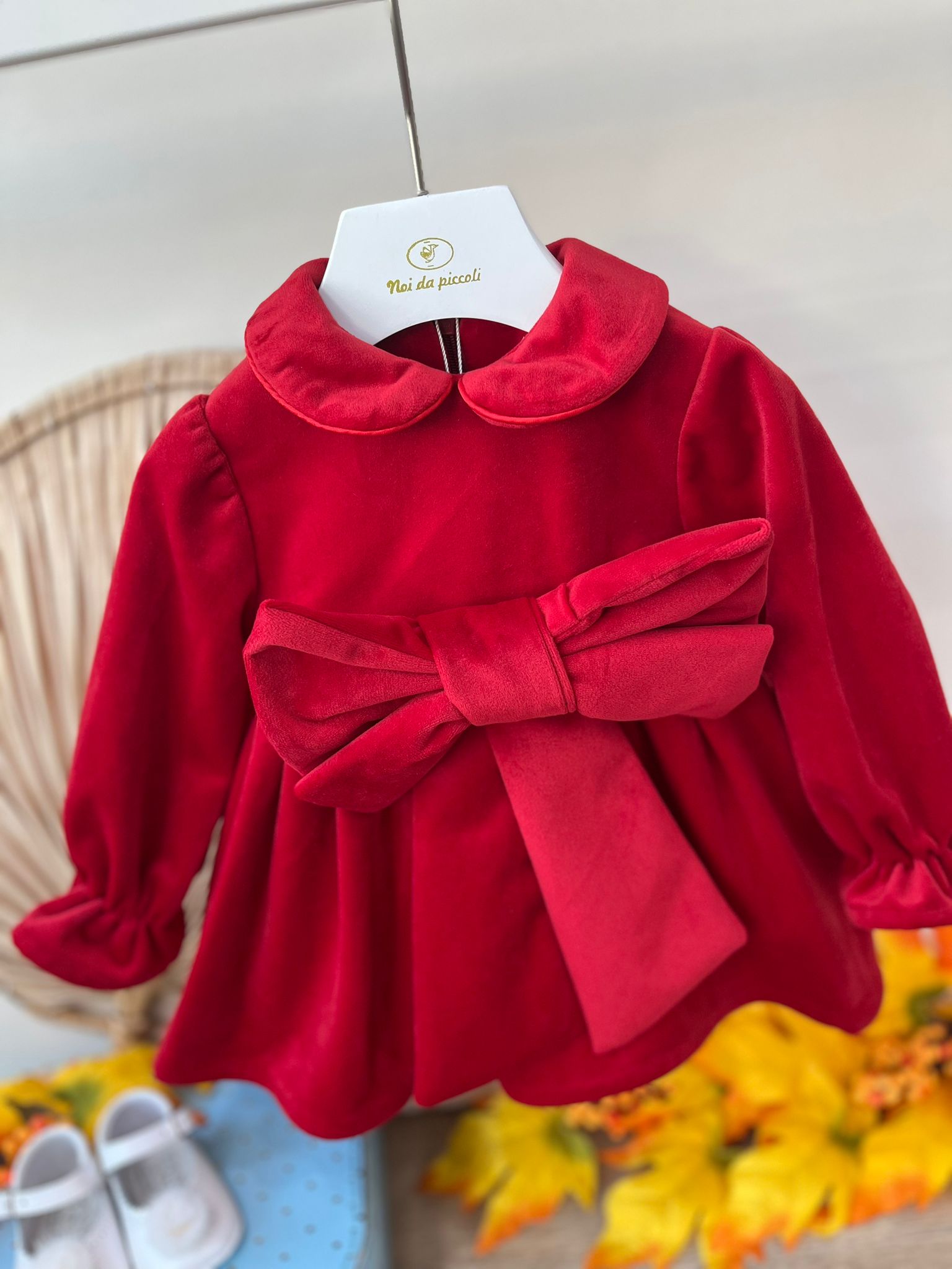 ABITO IN VELLUTO A MANICA LUNGO CON FIOCCO ROSSO - Noi da piccoli