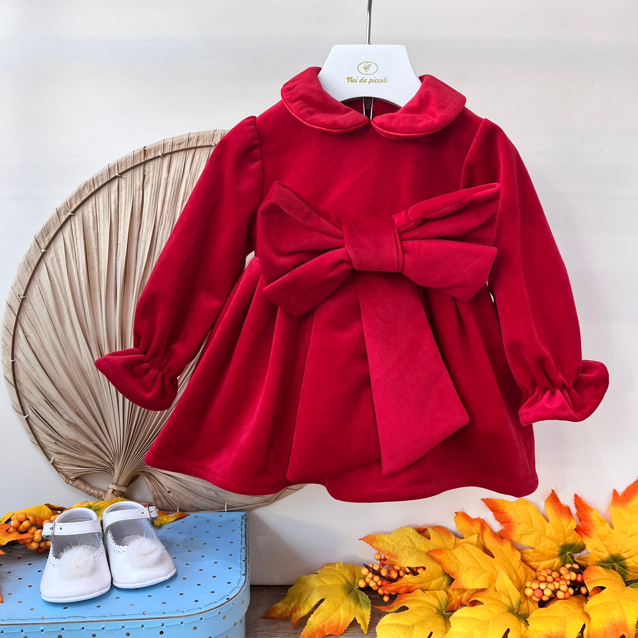 ABITO IN VELLUTO A MANICA LUNGO CON FIOCCO ROSSO - Noi da piccoli