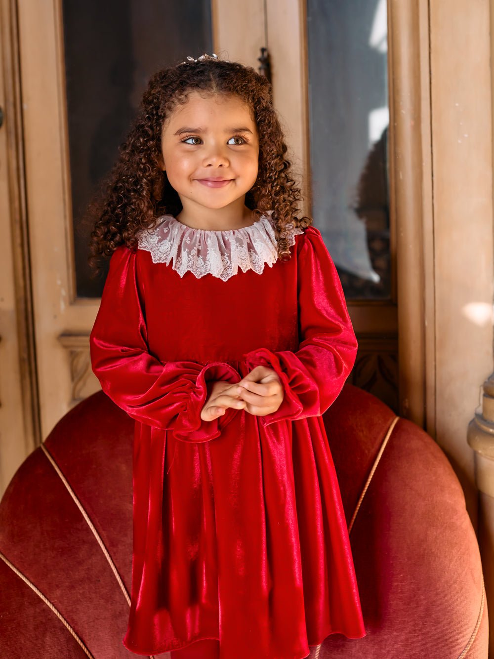 ABITO IN VELLUTO CLASSICO CON COLLETTO IN PIZZO RED - Noi da piccoli