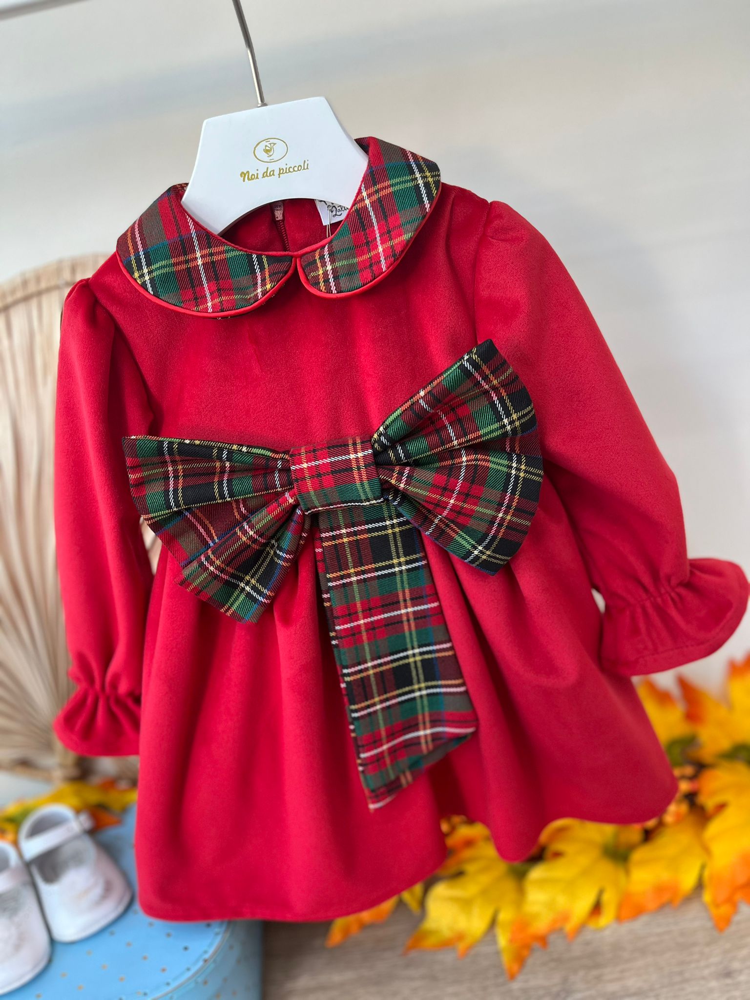 ABITO NATALIZIO IN VELLUTO CON FIOCCO E COLLETTO IN TARTAN ROSSO TARTAN - Noi da piccoli