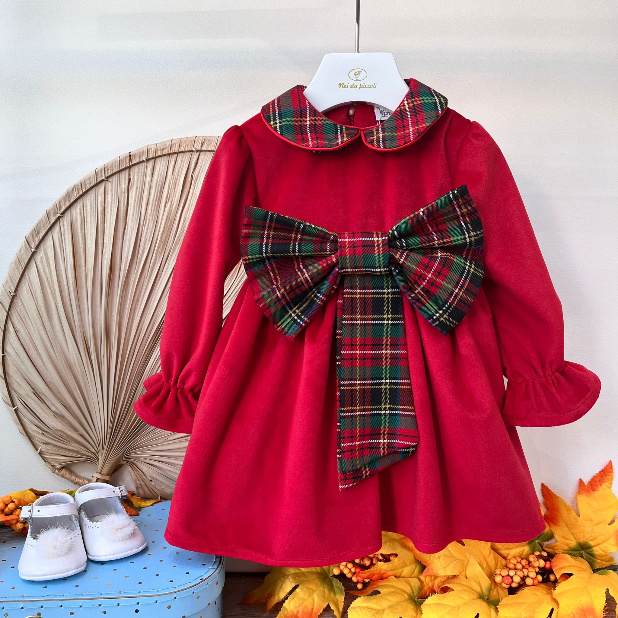 ABITO NATALIZIO IN VELLUTO CON FIOCCO E COLLETTO IN TARTAN ROSSO TARTAN - Noi da piccoli