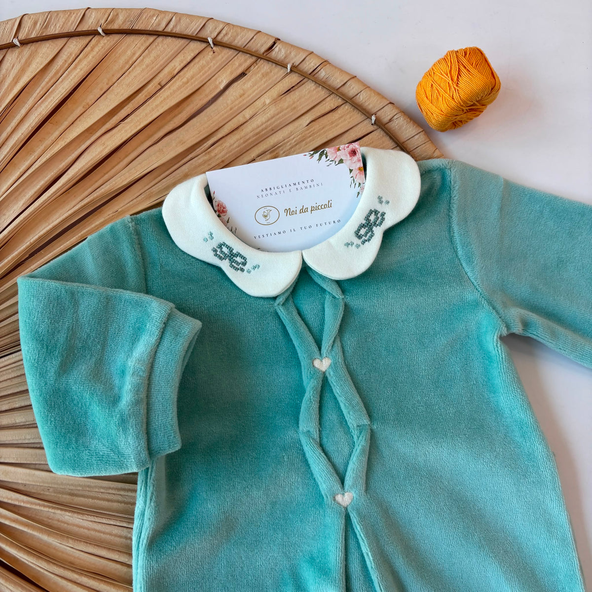 TUTINA IN CINIGLIA VERDE ACQUA CON COLLETTO RICAMATO