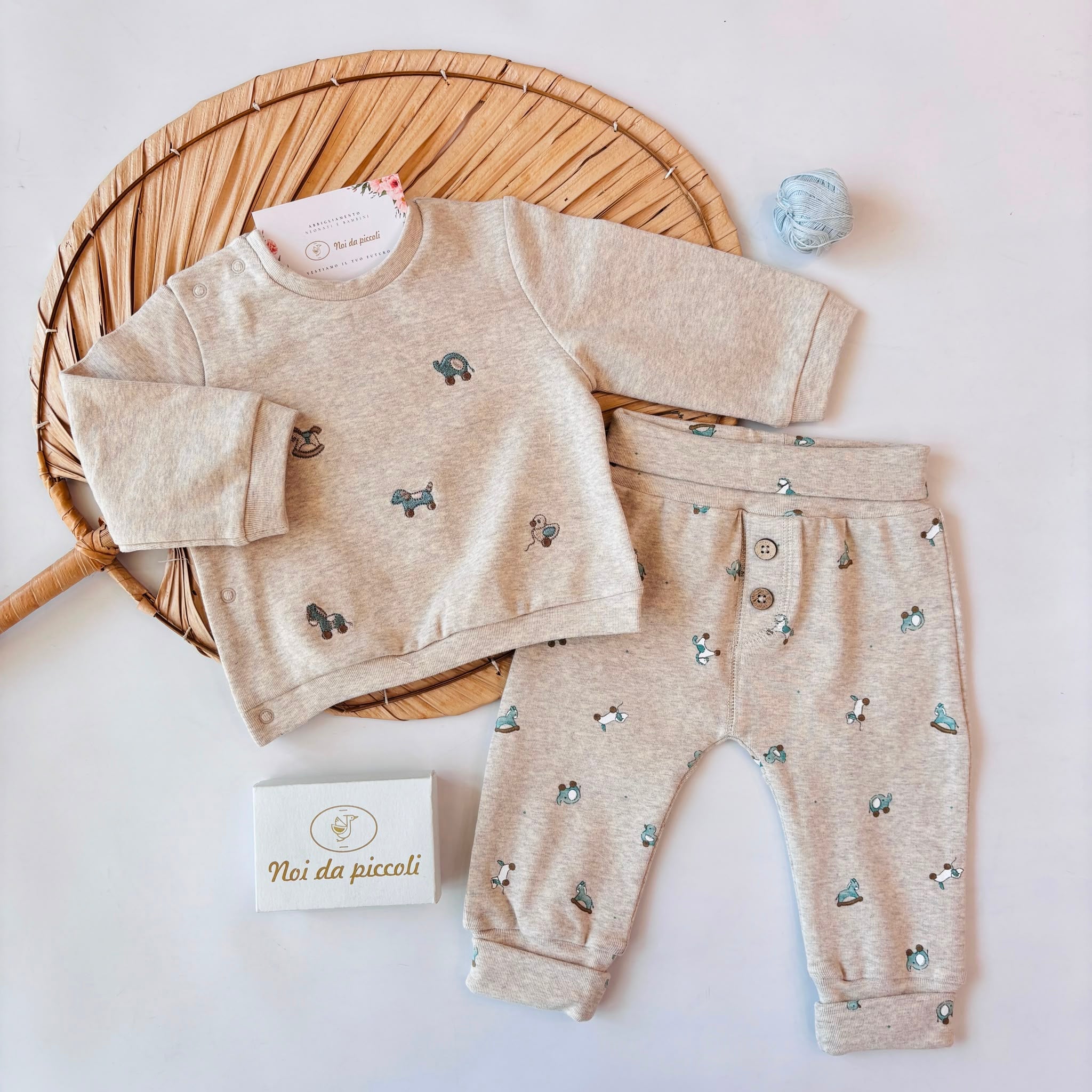 COMPLETO IN COTONE CALDO BEIGE CON FANTASIA